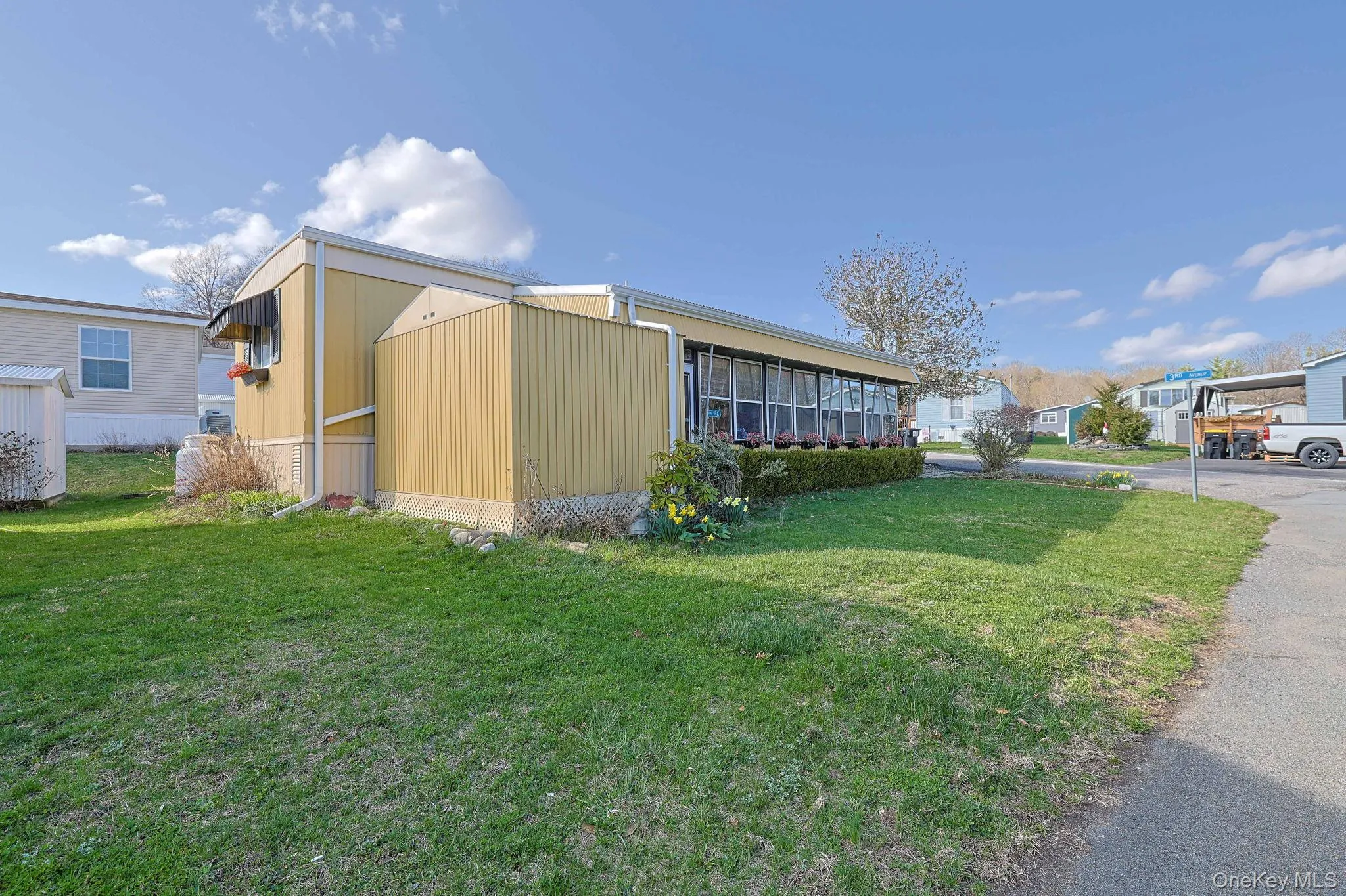 301 3rd Avenue, Middletown, NY, 2 Bedrooms Bedrooms, 4 Rooms Rooms,2 BathroomsBathrooms,Residential,For Rent,3rd Avenue,0,1007968 301 3rd Avenue, Middletown, NY, 2 Bedrooms Bedrooms, 4 Rooms Rooms,2 BathroomsBathrooms,Residential,For Rent,3rd Avenue,0,1007968