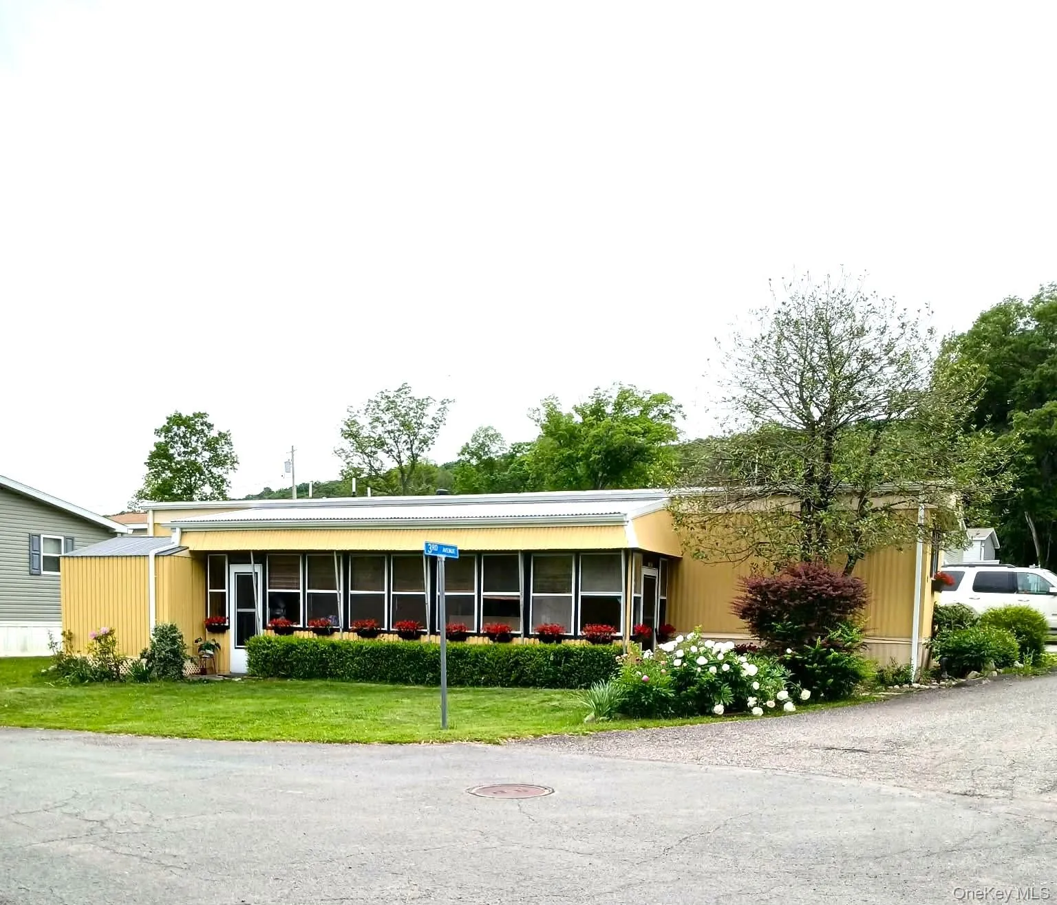 301 3rd Avenue, Middletown, NY, 2 Bedrooms Bedrooms, 4 Rooms Rooms,2 BathroomsBathrooms,Residential,For Rent,3rd Avenue,0,1007968 301 3rd Avenue, Middletown, NY, 2 Bedrooms Bedrooms, 4 Rooms Rooms,2 BathroomsBathrooms,Residential,For Rent,3rd Avenue,0,1007968