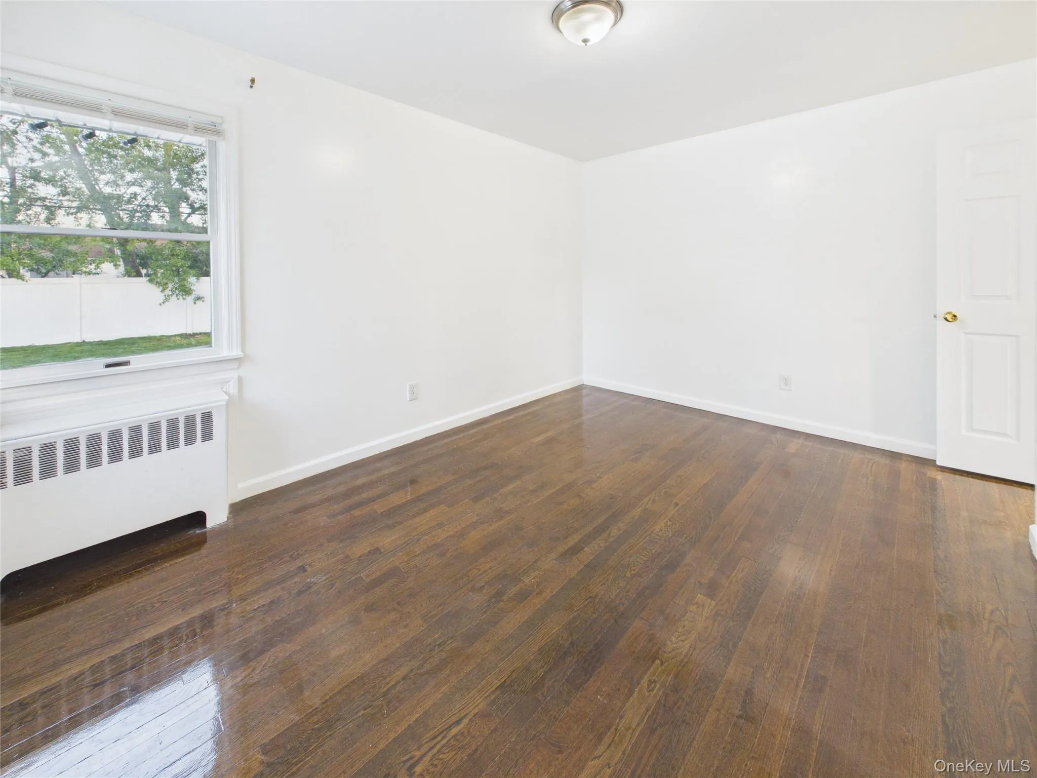 9 Ferndale Drive, Oyster Bay, NY, 3 Bedrooms Bedrooms, 6 Rooms Rooms,2 BathroomsBathrooms,Residential Lease,For Rent,Ferndale,0,1007970 9 Ferndale Drive, Oyster Bay, NY, 3 Bedrooms Bedrooms, 6 Rooms Rooms,2 BathroomsBathrooms,Residential Lease,For Rent,Ferndale,0,1007970