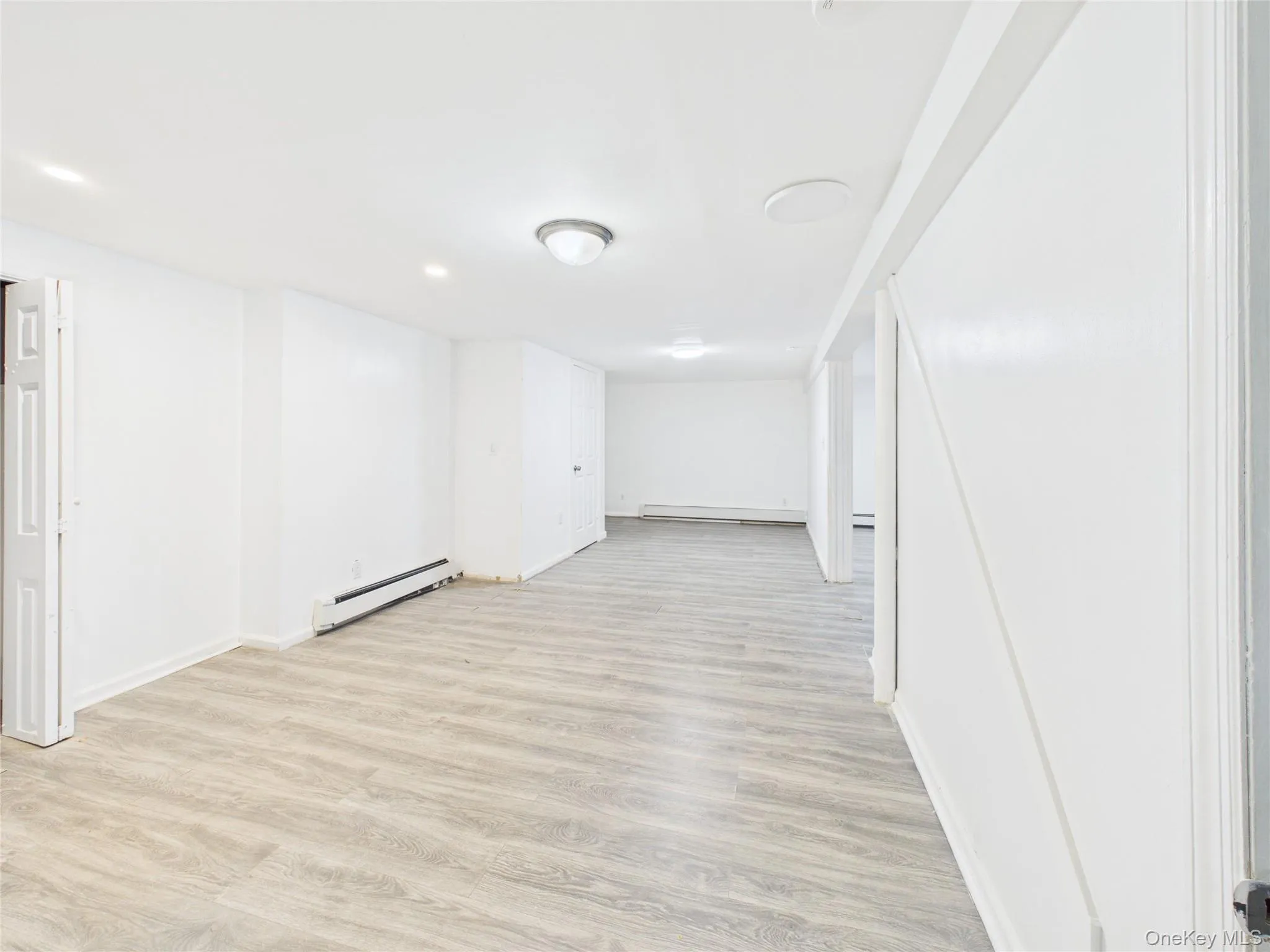 9 Ferndale Drive, Oyster Bay, NY, 3 Bedrooms Bedrooms, 6 Rooms Rooms,2 BathroomsBathrooms,Residential Lease,For Rent,Ferndale,0,1007970 9 Ferndale Drive, Oyster Bay, NY, 3 Bedrooms Bedrooms, 6 Rooms Rooms,2 BathroomsBathrooms,Residential Lease,For Rent,Ferndale,0,1007970