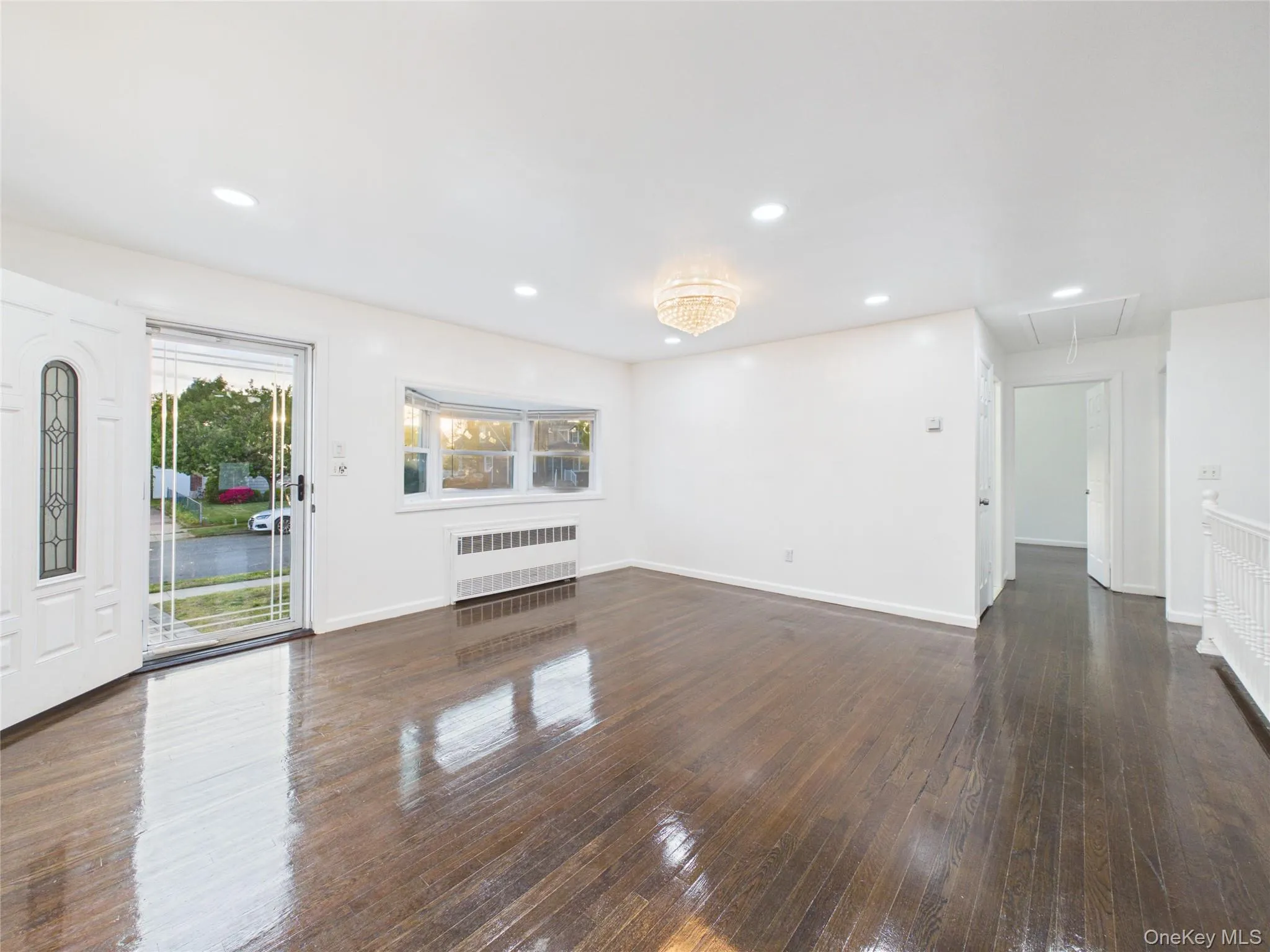 9 Ferndale Drive, Oyster Bay, NY, 3 Bedrooms Bedrooms, 6 Rooms Rooms,2 BathroomsBathrooms,Residential Lease,For Rent,Ferndale,0,1007970 9 Ferndale Drive, Oyster Bay, NY, 3 Bedrooms Bedrooms, 6 Rooms Rooms,2 BathroomsBathrooms,Residential Lease,For Rent,Ferndale,0,1007970