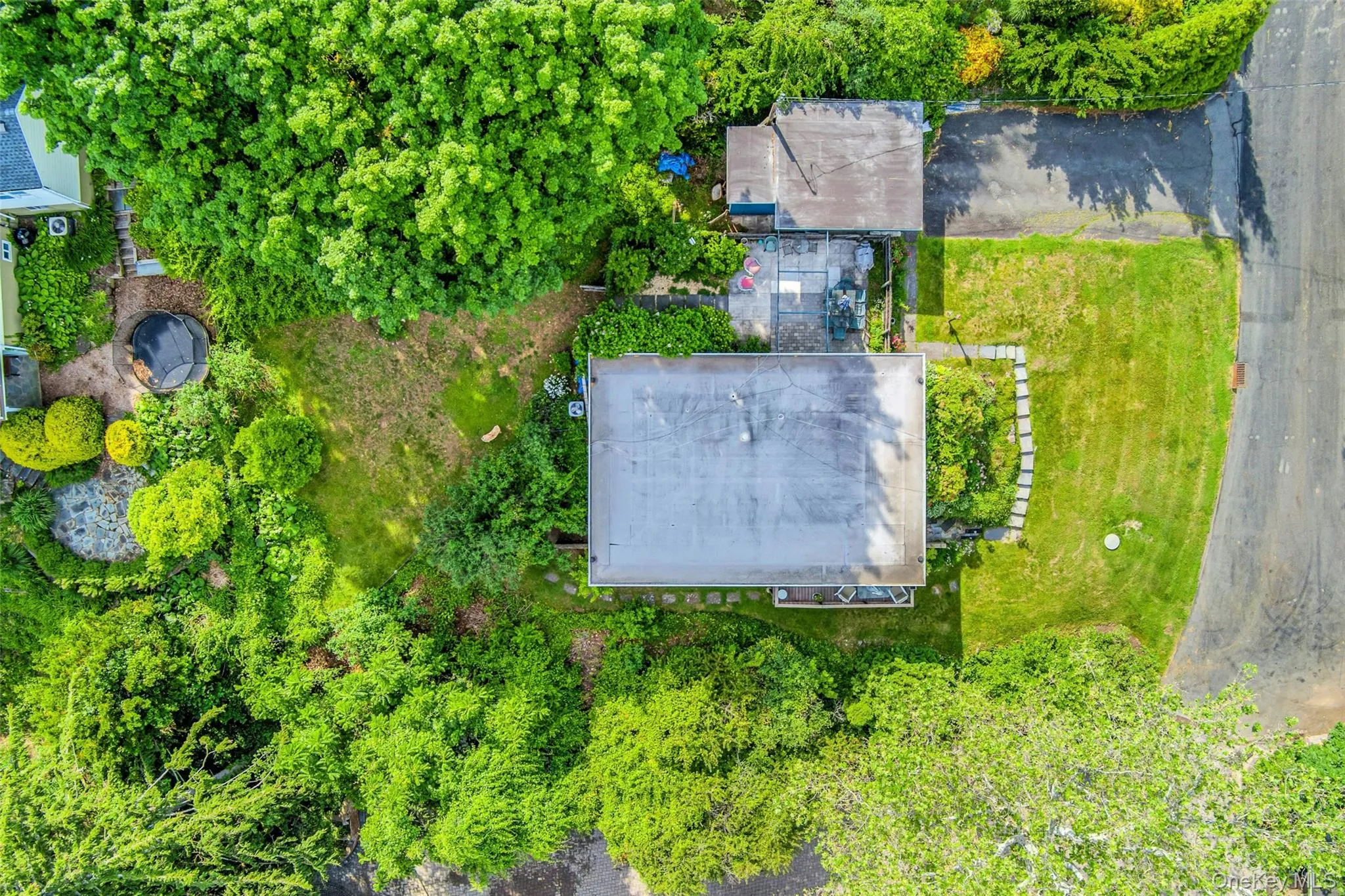 8 Edgewater Lane, Orangetown, NY, 3 Bedrooms Bedrooms, 10 Rooms Rooms,2 BathroomsBathrooms,Residential,For Rent,Edgewater,0,1007972 8 Edgewater Lane, Orangetown, NY, 3 Bedrooms Bedrooms, 10 Rooms Rooms,2 BathroomsBathrooms,Residential,For Rent,Edgewater,0,1007972