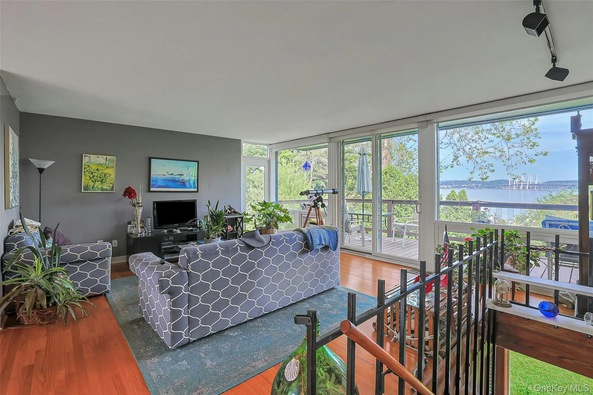 8 Edgewater Lane, Orangetown, NY, 3 Bedrooms Bedrooms, 10 Rooms Rooms,2 BathroomsBathrooms,Residential,For Rent,Edgewater,0,1007972 8 Edgewater Lane, Orangetown, NY, 3 Bedrooms Bedrooms, 10 Rooms Rooms,2 BathroomsBathrooms,Residential,For Rent,Edgewater,0,1007972
