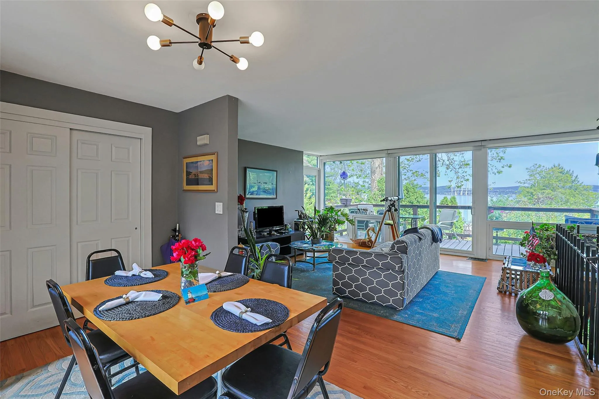 8 Edgewater Lane, Orangetown, NY, 3 Bedrooms Bedrooms, 10 Rooms Rooms,2 BathroomsBathrooms,Residential,For Rent,Edgewater,0,1007972 8 Edgewater Lane, Orangetown, NY, 3 Bedrooms Bedrooms, 10 Rooms Rooms,2 BathroomsBathrooms,Residential,For Rent,Edgewater,0,1007972