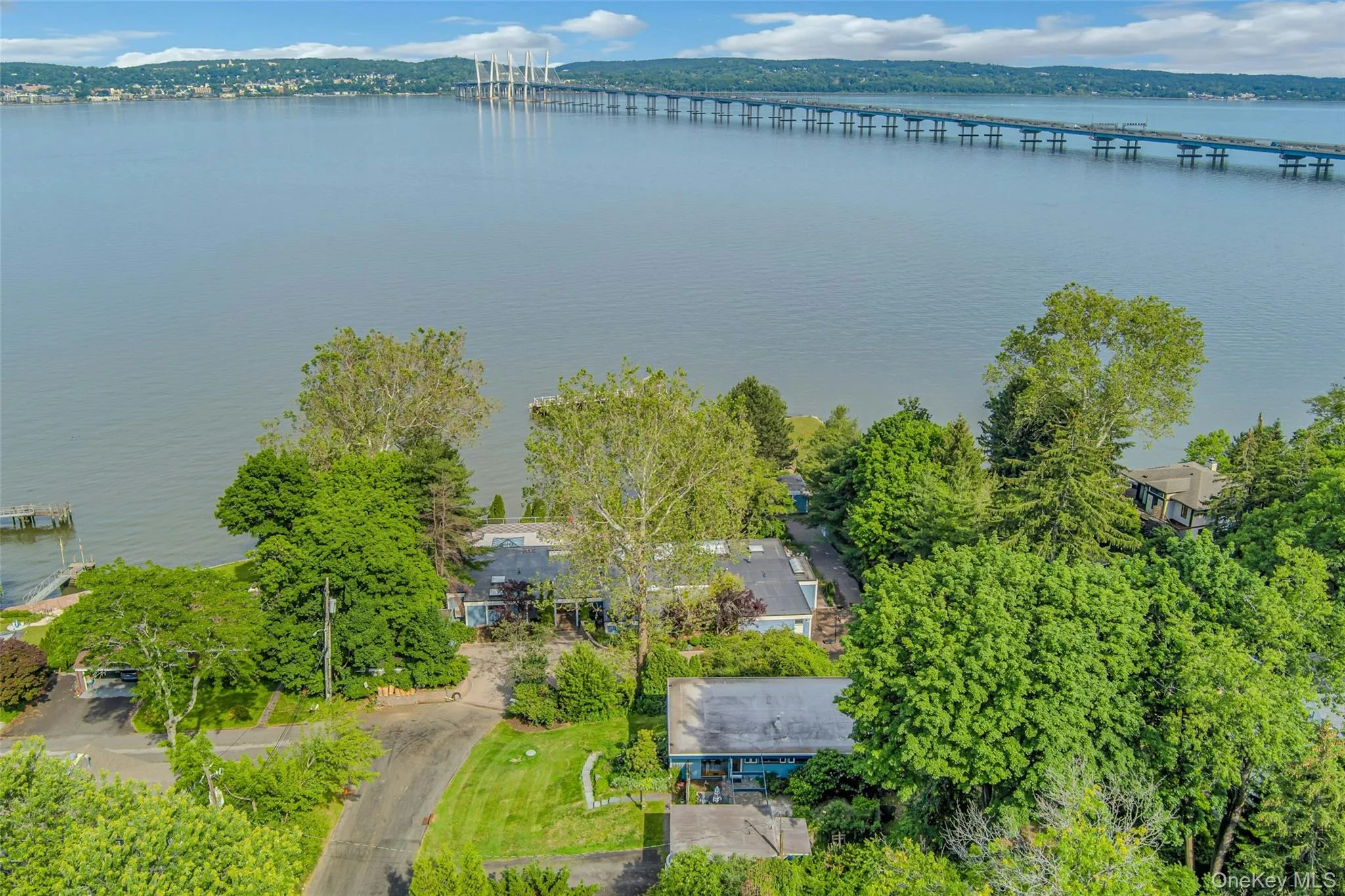 8 Edgewater Lane, Orangetown, NY, 3 Bedrooms Bedrooms, 10 Rooms Rooms,2 BathroomsBathrooms,Residential,For Rent,Edgewater,0,1007972 8 Edgewater Lane, Orangetown, NY, 3 Bedrooms Bedrooms, 10 Rooms Rooms,2 BathroomsBathrooms,Residential,For Rent,Edgewater,0,1007972