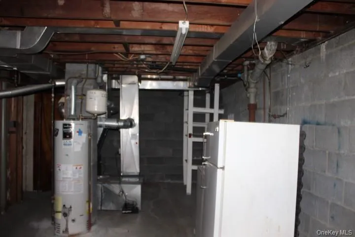 29 Orchard Street, Clarkstown, NY, 4 Bedrooms Bedrooms, 6 Rooms Rooms,1 BathroomBathrooms,Residential,For Rent,Orchard,0,1007975 29 Orchard Street, Clarkstown, NY, 4 Bedrooms Bedrooms, 6 Rooms Rooms,1 BathroomBathrooms,Residential,For Rent,Orchard,0,1007975