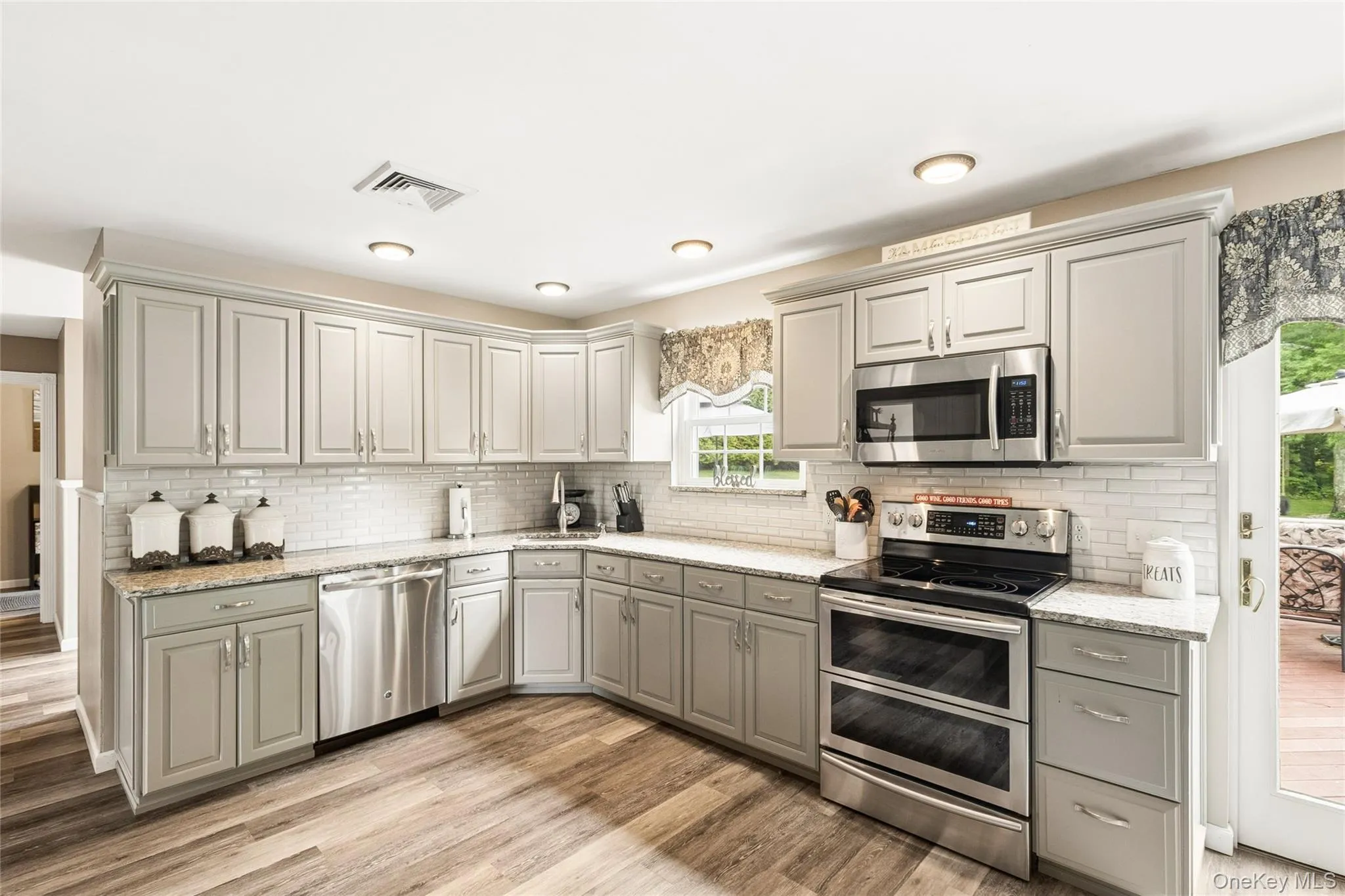 42 Adelia Path, Riverhead, NY, 4 Bedrooms Bedrooms, 9 Rooms Rooms,2 BathroomsBathrooms,Residential,For Rent,Adelia,0,1007976 42 Adelia Path, Riverhead, NY, 4 Bedrooms Bedrooms, 9 Rooms Rooms,2 BathroomsBathrooms,Residential,For Rent,Adelia,0,1007976
