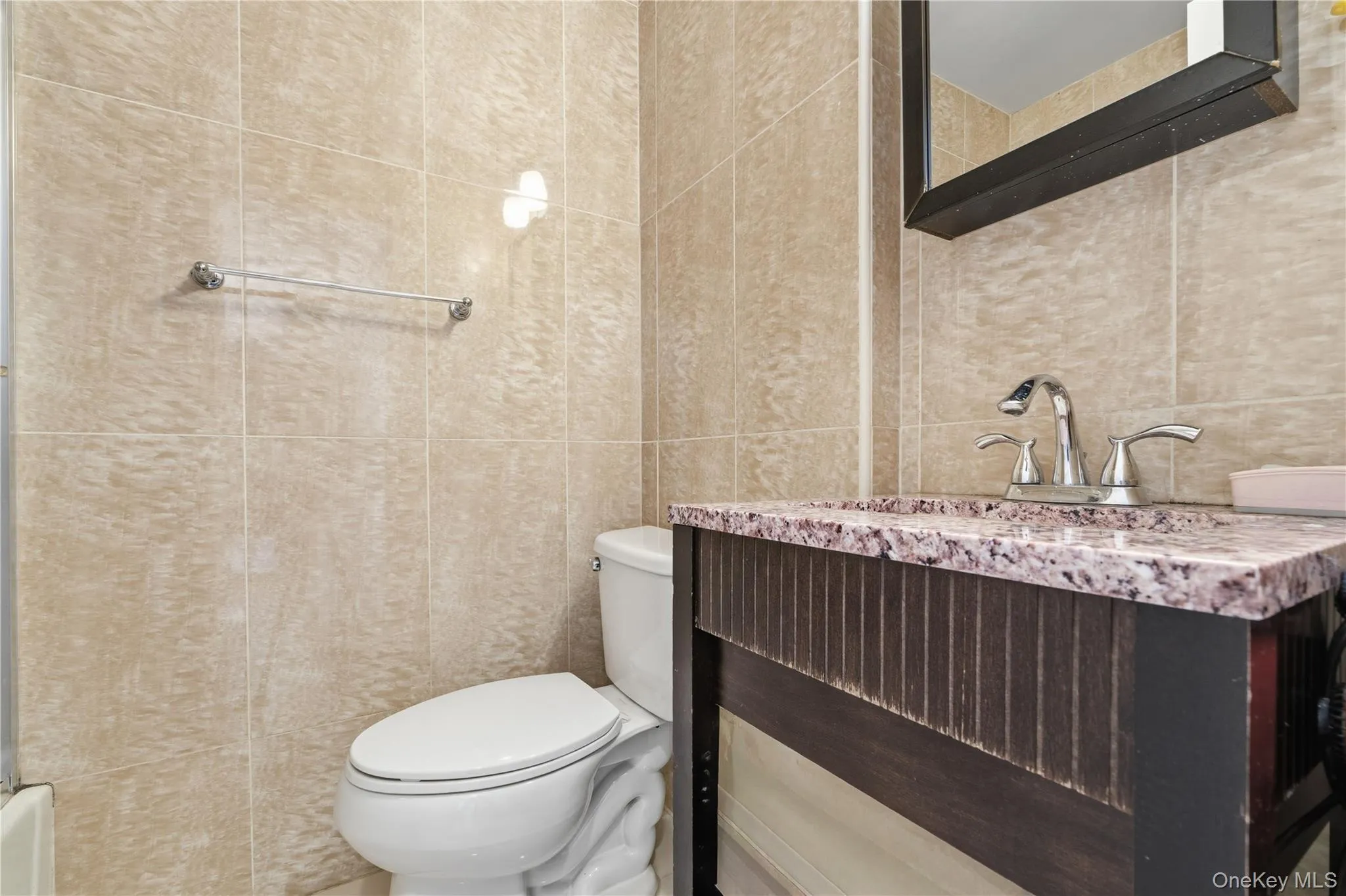 206-59 46th Avenue, New York, NY, 3 Bedrooms Bedrooms, 9 Rooms Rooms,2 BathroomsBathrooms,Residential,For Rent,46th,0,1007977 206-59 46th Avenue, New York, NY, 3 Bedrooms Bedrooms, 9 Rooms Rooms,2 BathroomsBathrooms,Residential,For Rent,46th,0,1007977