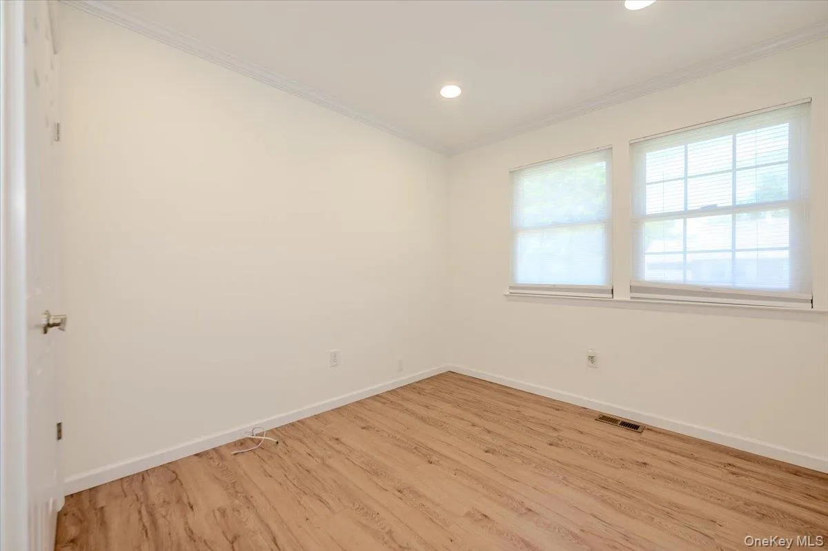 95 Aspen Drive, Oyster Bay, NY, 3 Bedrooms Bedrooms, 6 Rooms Rooms,2 BathroomsBathrooms,Residential,For Rent,Aspen,0,1007979 95 Aspen Drive, Oyster Bay, NY, 3 Bedrooms Bedrooms, 6 Rooms Rooms,2 BathroomsBathrooms,Residential,For Rent,Aspen,0,1007979