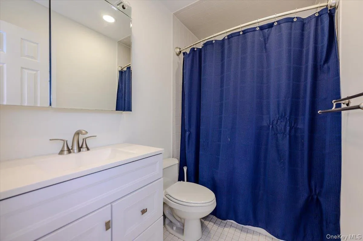 95 Aspen Drive, Oyster Bay, NY, 3 Bedrooms Bedrooms, 6 Rooms Rooms,2 BathroomsBathrooms,Residential,For Rent,Aspen,0,1007979 95 Aspen Drive, Oyster Bay, NY, 3 Bedrooms Bedrooms, 6 Rooms Rooms,2 BathroomsBathrooms,Residential,For Rent,Aspen,0,1007979