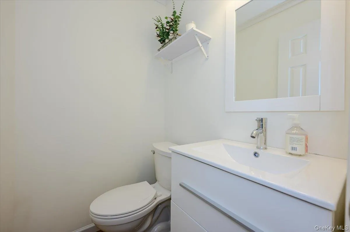 95 Aspen Drive, Oyster Bay, NY, 3 Bedrooms Bedrooms, 6 Rooms Rooms,2 BathroomsBathrooms,Residential,For Rent,Aspen,0,1007979 95 Aspen Drive, Oyster Bay, NY, 3 Bedrooms Bedrooms, 6 Rooms Rooms,2 BathroomsBathrooms,Residential,For Rent,Aspen,0,1007979