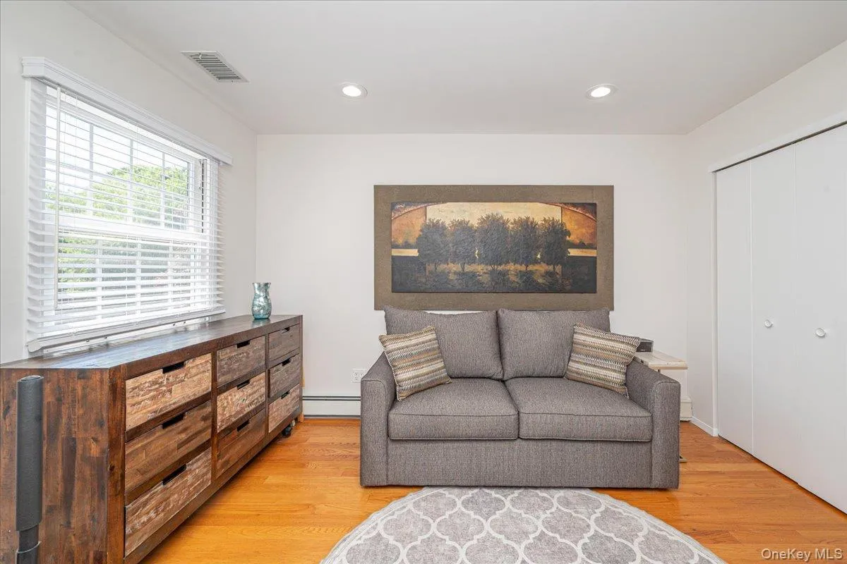 55 Lakebridge Drive S, Smithtown, NY, 3 Bedrooms Bedrooms, 6 Rooms Rooms,2 BathroomsBathrooms,Residential,For Rent,Lakebridge Drive S,0,1007984 55 Lakebridge Drive S, Smithtown, NY, 3 Bedrooms Bedrooms, 6 Rooms Rooms,2 BathroomsBathrooms,Residential,For Rent,Lakebridge Drive S,0,1007984