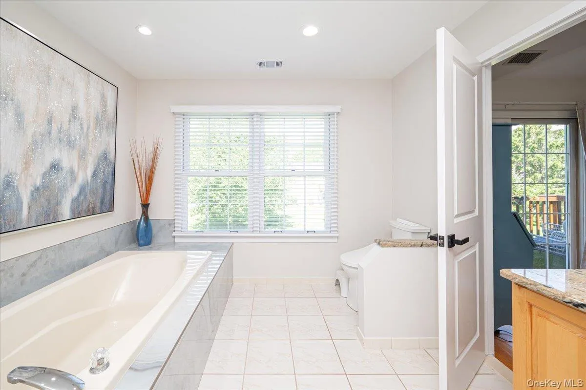 55 Lakebridge Drive S, Smithtown, NY, 3 Bedrooms Bedrooms, 6 Rooms Rooms,2 BathroomsBathrooms,Residential,For Rent,Lakebridge Drive S,0,1007984 55 Lakebridge Drive S, Smithtown, NY, 3 Bedrooms Bedrooms, 6 Rooms Rooms,2 BathroomsBathrooms,Residential,For Rent,Lakebridge Drive S,0,1007984