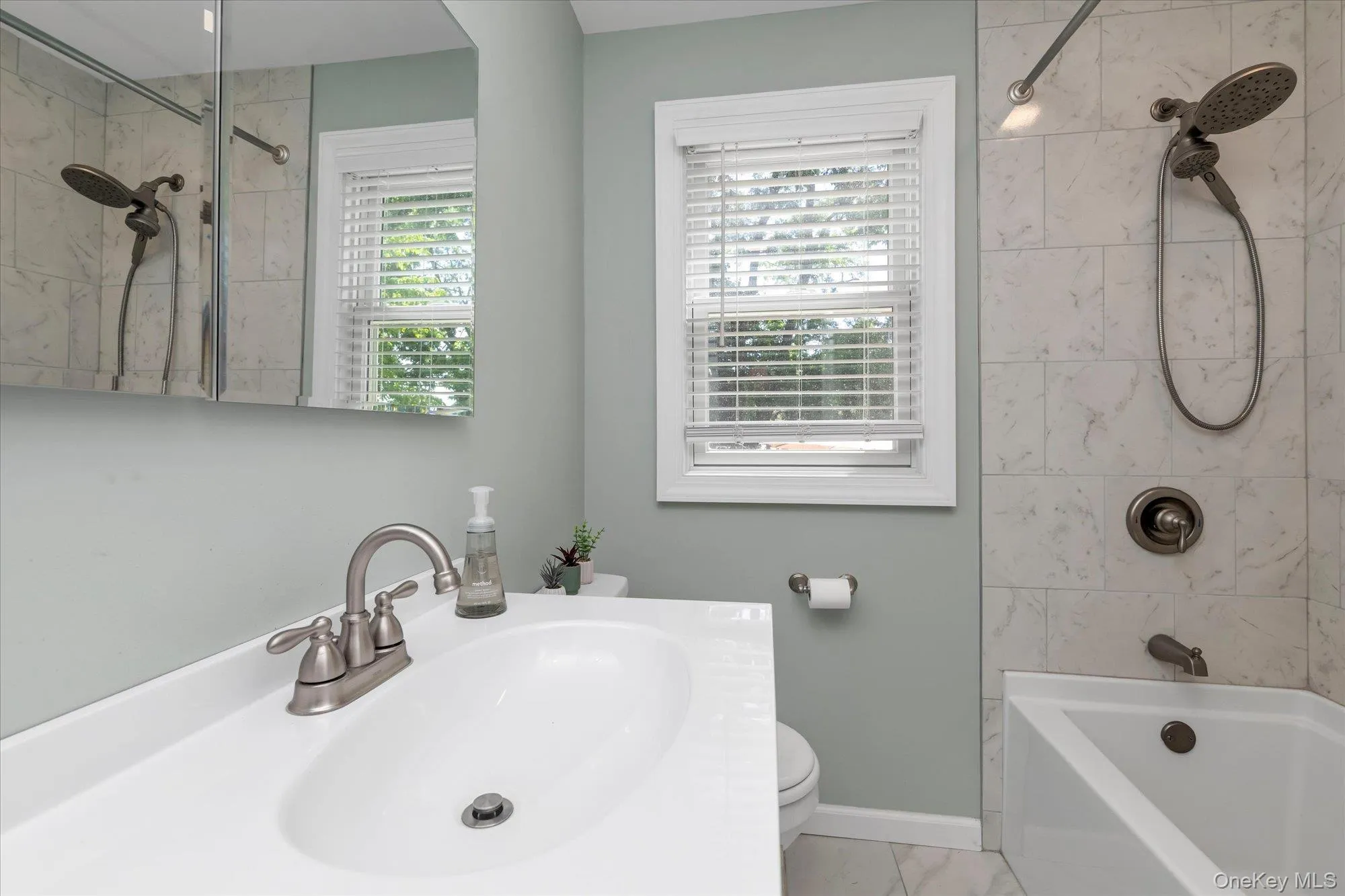 2 Inwood Road, Glen Cove, NY, 4 Bedrooms Bedrooms, 7 Rooms Rooms,2 BathroomsBathrooms,Residential,For Rent,Inwood,0,1007985 2 Inwood Road, Glen Cove, NY, 4 Bedrooms Bedrooms, 7 Rooms Rooms,2 BathroomsBathrooms,Residential,For Rent,Inwood,0,1007985
