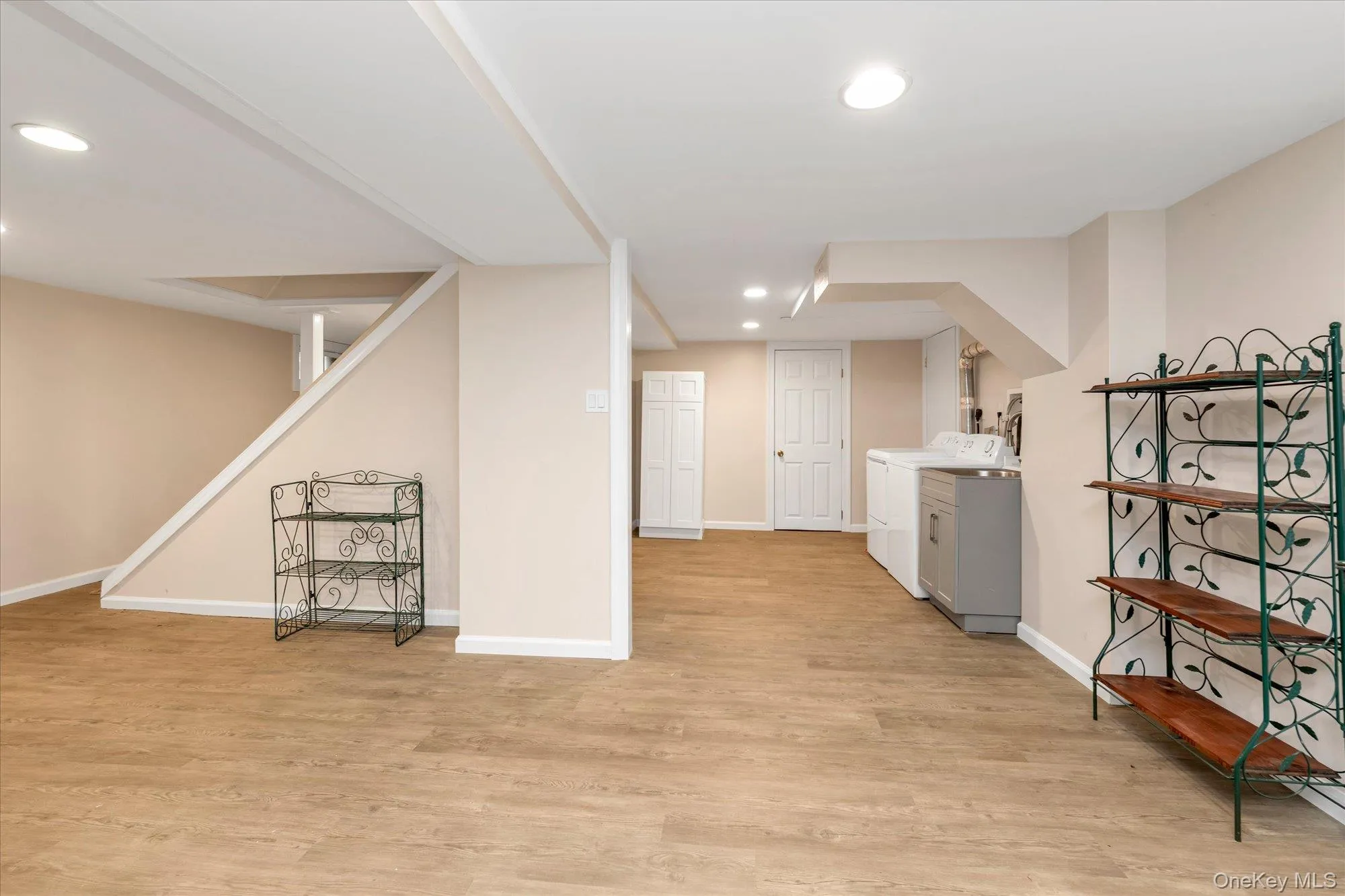 2 Inwood Road, Glen Cove, NY, 4 Bedrooms Bedrooms, 7 Rooms Rooms,2 BathroomsBathrooms,Residential,For Rent,Inwood,0,1007985 2 Inwood Road, Glen Cove, NY, 4 Bedrooms Bedrooms, 7 Rooms Rooms,2 BathroomsBathrooms,Residential,For Rent,Inwood,0,1007985