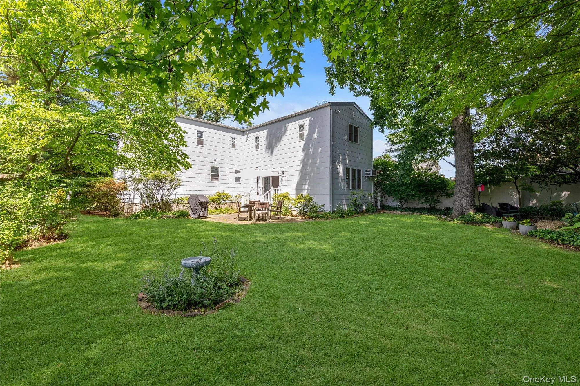 2 Inwood Road, Glen Cove, NY, 4 Bedrooms Bedrooms, 7 Rooms Rooms,2 BathroomsBathrooms,Residential,For Rent,Inwood,0,1007985 2 Inwood Road, Glen Cove, NY, 4 Bedrooms Bedrooms, 7 Rooms Rooms,2 BathroomsBathrooms,Residential,For Rent,Inwood,0,1007985