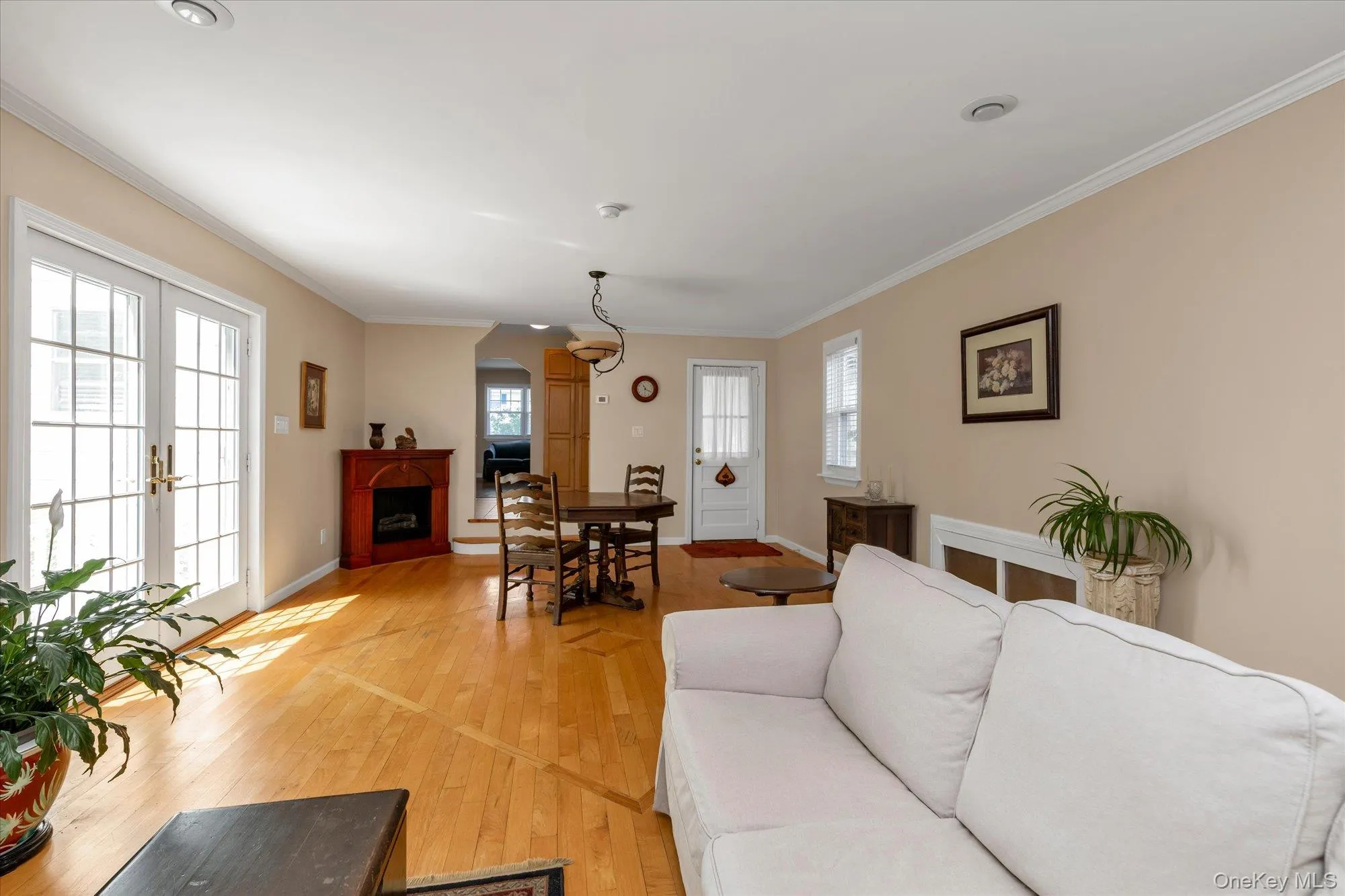 2 Inwood Road, Glen Cove, NY, 4 Bedrooms Bedrooms, 7 Rooms Rooms,2 BathroomsBathrooms,Residential,For Rent,Inwood,0,1007985 2 Inwood Road, Glen Cove, NY, 4 Bedrooms Bedrooms, 7 Rooms Rooms,2 BathroomsBathrooms,Residential,For Rent,Inwood,0,1007985
