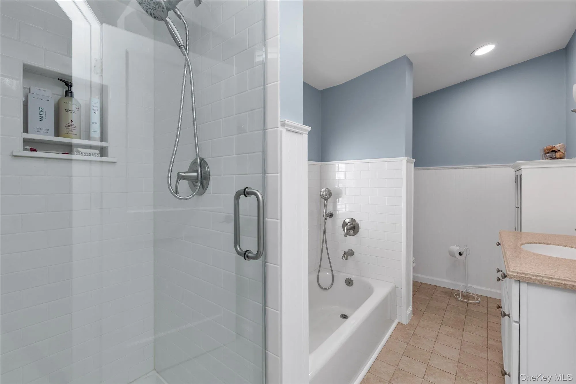 2 Inwood Road, Glen Cove, NY, 4 Bedrooms Bedrooms, 7 Rooms Rooms,2 BathroomsBathrooms,Residential,For Rent,Inwood,0,1007985 2 Inwood Road, Glen Cove, NY, 4 Bedrooms Bedrooms, 7 Rooms Rooms,2 BathroomsBathrooms,Residential,For Rent,Inwood,0,1007985