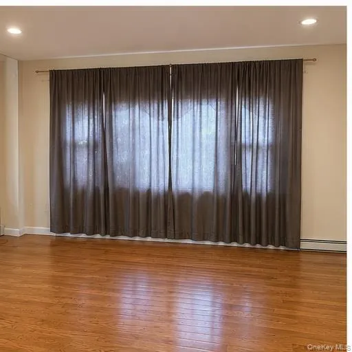 18 Elizabeth Court, Hempstead, NY, 3 Bedrooms Bedrooms, 8 Rooms Rooms,2 BathroomsBathrooms,Residential,For Rent,Elizabeth,0,1007990 18 Elizabeth Court, Hempstead, NY, 3 Bedrooms Bedrooms, 8 Rooms Rooms,2 BathroomsBathrooms,Residential,For Rent,Elizabeth,0,1007990