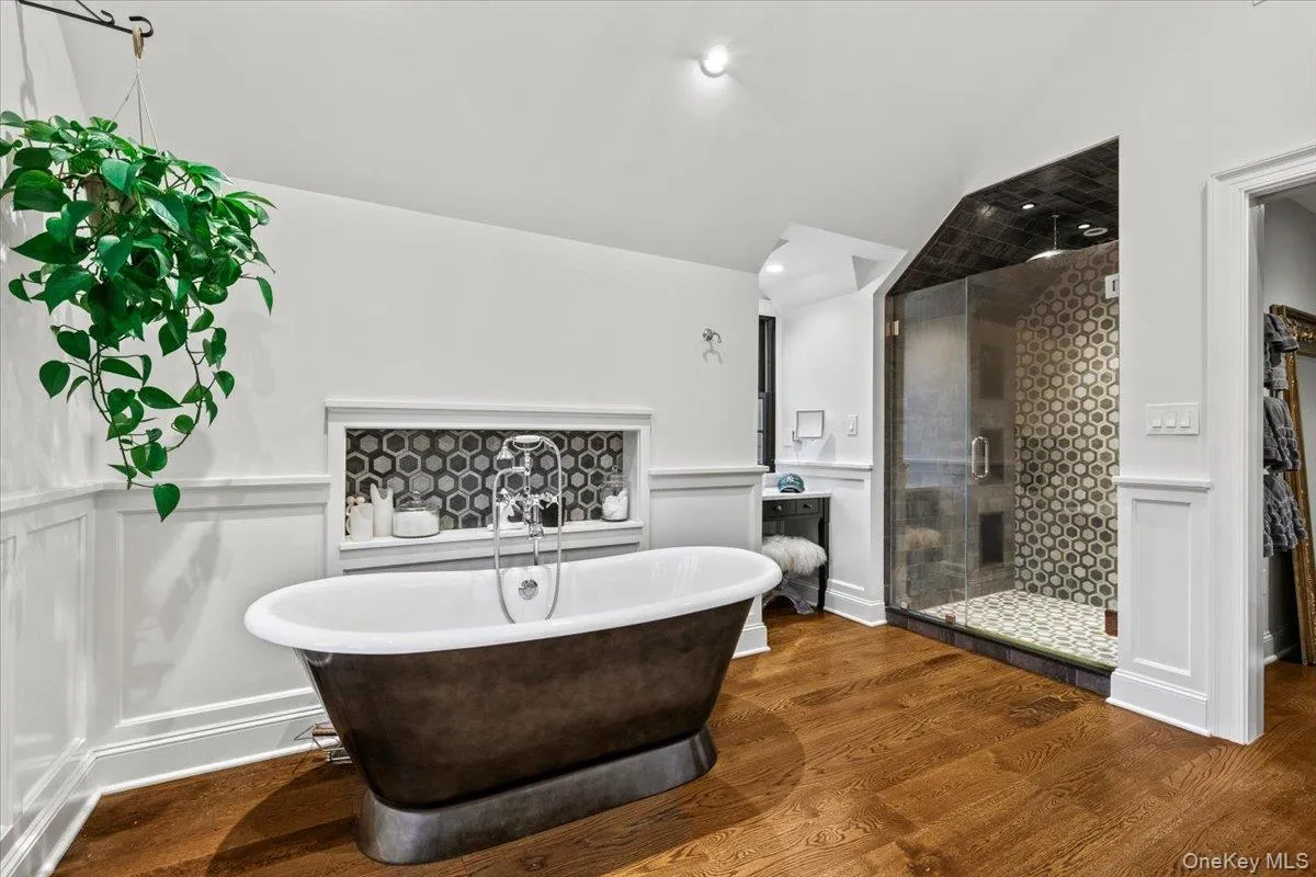 16 Pleasant Ridge Road, Harrison, NY, 4 Bedrooms Bedrooms, 12 Rooms Rooms,4 BathroomsBathrooms,Residential,For Rent,Pleasant Ridge,0,1008000 16 Pleasant Ridge Road, Harrison, NY, 4 Bedrooms Bedrooms, 12 Rooms Rooms,4 BathroomsBathrooms,Residential,For Rent,Pleasant Ridge,0,1008000