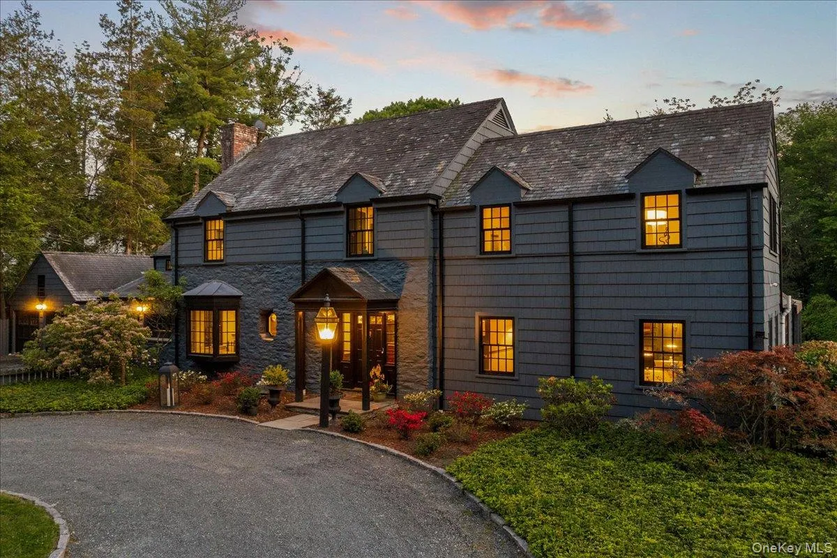 16 Pleasant Ridge Road, Harrison, NY, 4 Bedrooms Bedrooms, 12 Rooms Rooms,4 BathroomsBathrooms,Residential,For Rent,Pleasant Ridge,0,1008000 16 Pleasant Ridge Road, Harrison, NY, 4 Bedrooms Bedrooms, 12 Rooms Rooms,4 BathroomsBathrooms,Residential,For Rent,Pleasant Ridge,0,1008000