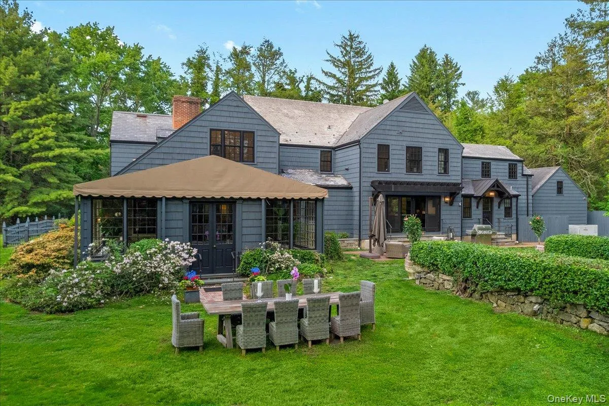 16 Pleasant Ridge Road, Harrison, NY, 4 Bedrooms Bedrooms, 12 Rooms Rooms,4 BathroomsBathrooms,Residential,For Rent,Pleasant Ridge,0,1008000 16 Pleasant Ridge Road, Harrison, NY, 4 Bedrooms Bedrooms, 12 Rooms Rooms,4 BathroomsBathrooms,Residential,For Rent,Pleasant Ridge,0,1008000