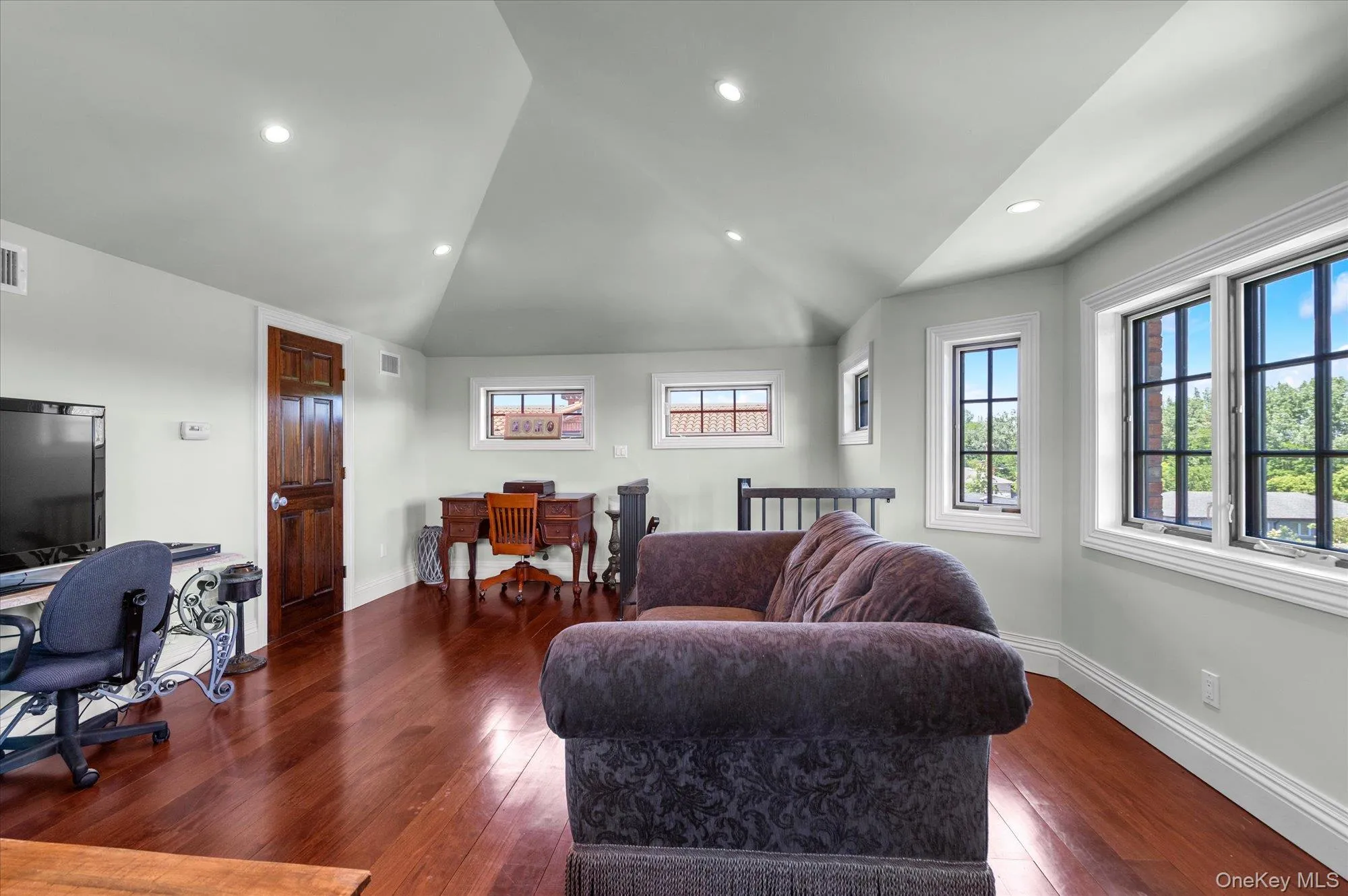 138-15 13th Avenue, New York, NY, 4 Bedrooms Bedrooms, 4 Rooms Rooms,3 BathroomsBathrooms,Residential,For Rent,13th,0,1008001 138-15 13th Avenue, New York, NY, 4 Bedrooms Bedrooms, 4 Rooms Rooms,3 BathroomsBathrooms,Residential,For Rent,13th,0,1008001
