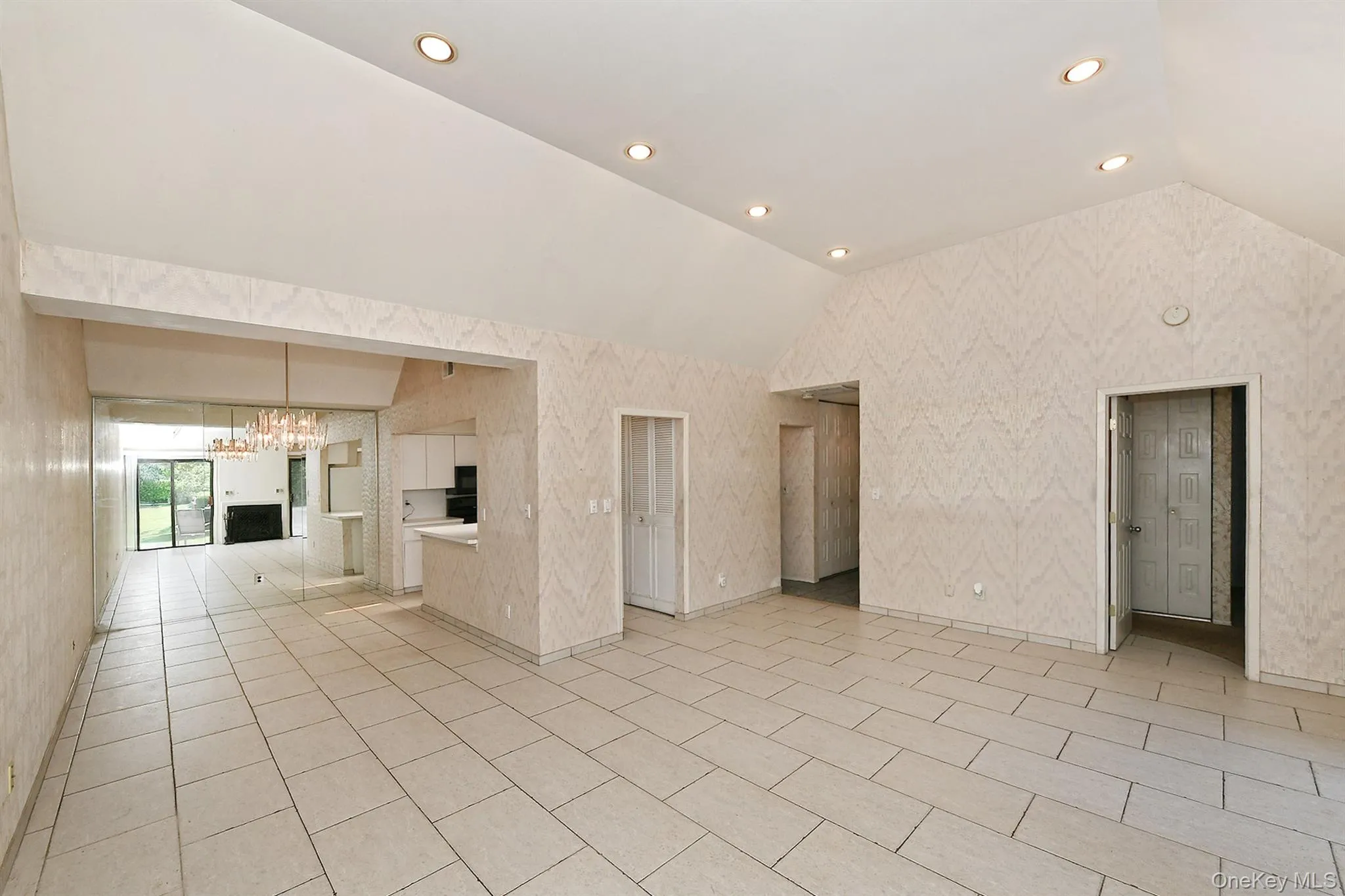161 Southgate Drive, Oyster Bay, NY, 2 Bedrooms Bedrooms, 6 Rooms Rooms,2 BathroomsBathrooms,Residential,For Rent,Southgate,0,1008002 161 Southgate Drive, Oyster Bay, NY, 2 Bedrooms Bedrooms, 6 Rooms Rooms,2 BathroomsBathrooms,Residential,For Rent,Southgate,0,1008002