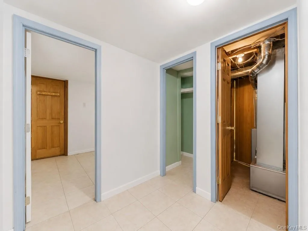 15316 112th Avenue, New York, NY, 2 Bedrooms Bedrooms, 6 Rooms Rooms,1 BathroomBathrooms,Residential,For Rent,112th,0,1008003 15316 112th Avenue, New York, NY, 2 Bedrooms Bedrooms, 6 Rooms Rooms,1 BathroomBathrooms,Residential,For Rent,112th,0,1008003