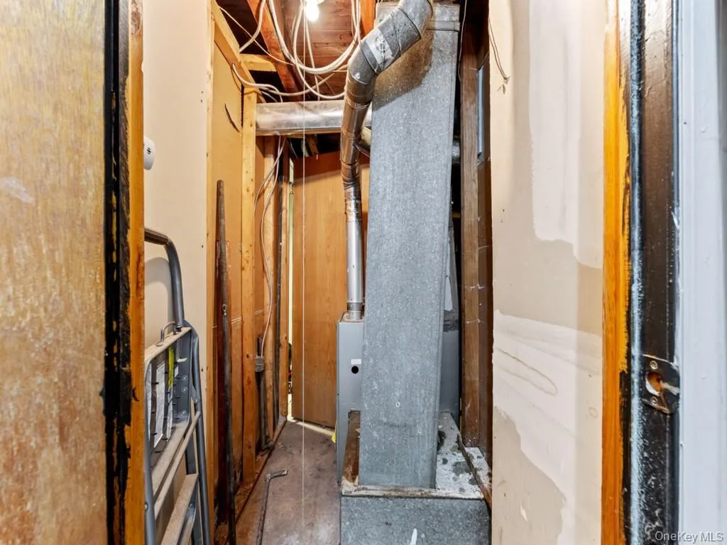 15316 112th Avenue, New York, NY, 2 Bedrooms Bedrooms, 6 Rooms Rooms,1 BathroomBathrooms,Residential,For Rent,112th,0,1008003 15316 112th Avenue, New York, NY, 2 Bedrooms Bedrooms, 6 Rooms Rooms,1 BathroomBathrooms,Residential,For Rent,112th,0,1008003