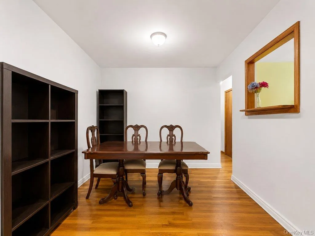 15316 112th Avenue, New York, NY, 2 Bedrooms Bedrooms, 6 Rooms Rooms,1 BathroomBathrooms,Residential,For Rent,112th,0,1008003 15316 112th Avenue, New York, NY, 2 Bedrooms Bedrooms, 6 Rooms Rooms,1 BathroomBathrooms,Residential,For Rent,112th,0,1008003