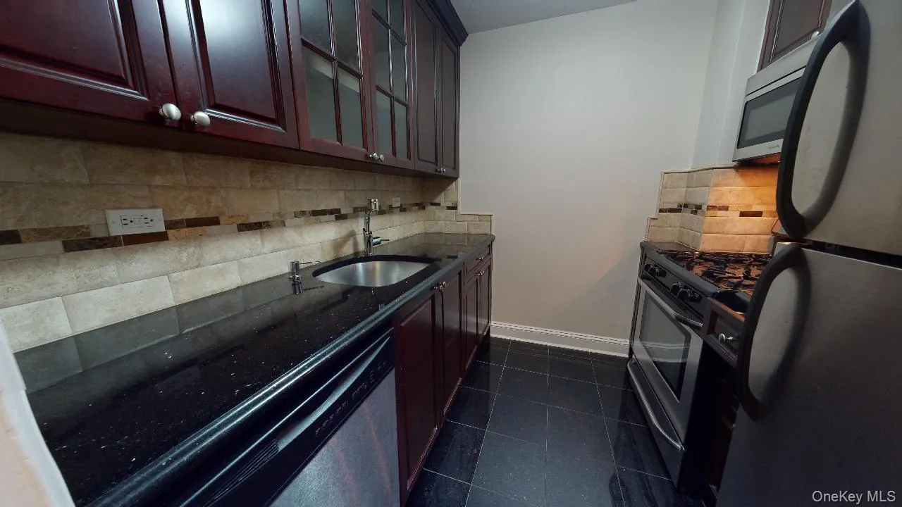 69-45 108th Street, New York, NY, 2 Bedrooms Bedrooms, 4 Rooms Rooms,1 BathroomBathrooms,Residential Lease,For Rent,108th,0,1008006 69-45 108th Street, New York, NY, 2 Bedrooms Bedrooms, 4 Rooms Rooms,1 BathroomBathrooms,Residential Lease,For Rent,108th,0,1008006