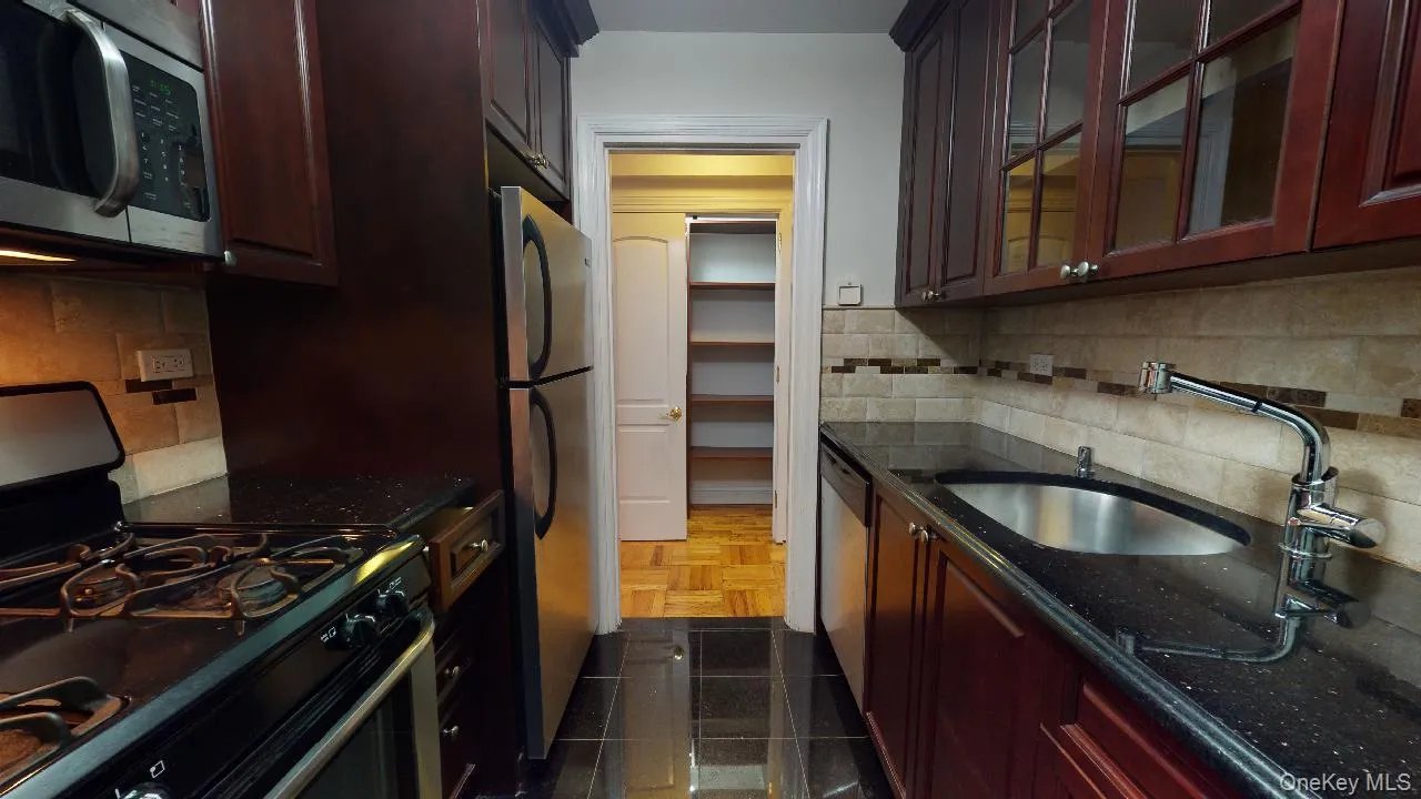 69-45 108th Street, New York, NY, 2 Bedrooms Bedrooms, 4 Rooms Rooms,1 BathroomBathrooms,Residential Lease,For Rent,108th,0,1008006 69-45 108th Street, New York, NY, 2 Bedrooms Bedrooms, 4 Rooms Rooms,1 BathroomBathrooms,Residential Lease,For Rent,108th,0,1008006