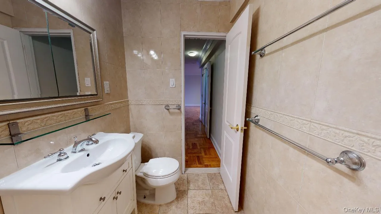 69-45 108th Street, New York, NY, 2 Bedrooms Bedrooms, 4 Rooms Rooms,1 BathroomBathrooms,Residential Lease,For Rent,108th,0,1008006 69-45 108th Street, New York, NY, 2 Bedrooms Bedrooms, 4 Rooms Rooms,1 BathroomBathrooms,Residential Lease,For Rent,108th,0,1008006