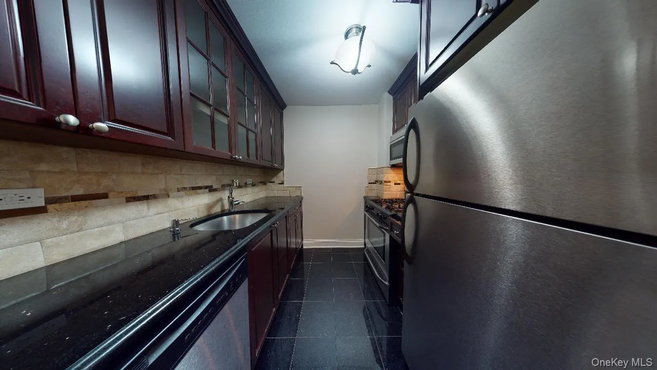 69-45 108th Street, New York, NY, 2 Bedrooms Bedrooms, 4 Rooms Rooms,1 BathroomBathrooms,Residential Lease,For Rent,108th,0,1008006 69-45 108th Street, New York, NY, 2 Bedrooms Bedrooms, 4 Rooms Rooms,1 BathroomBathrooms,Residential Lease,For Rent,108th,0,1008006