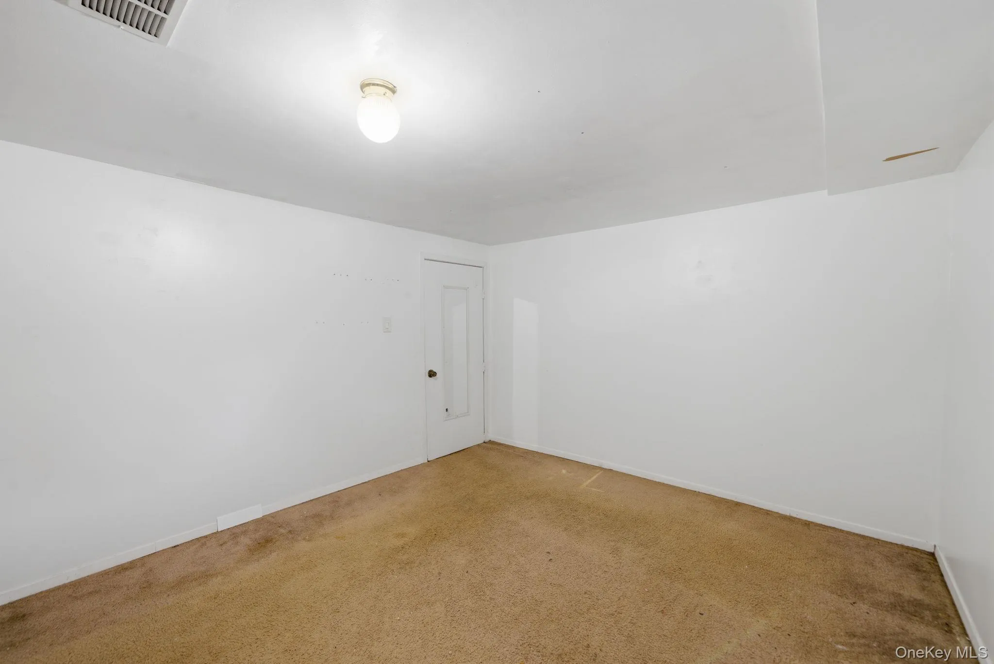 332 Delaware Avenue, Islip, NY, 3 Bedrooms Bedrooms, 8 Rooms Rooms,1 BathroomBathrooms,Residential,For Rent,Delaware,0,1008008 332 Delaware Avenue, Islip, NY, 3 Bedrooms Bedrooms, 8 Rooms Rooms,1 BathroomBathrooms,Residential,For Rent,Delaware,0,1008008