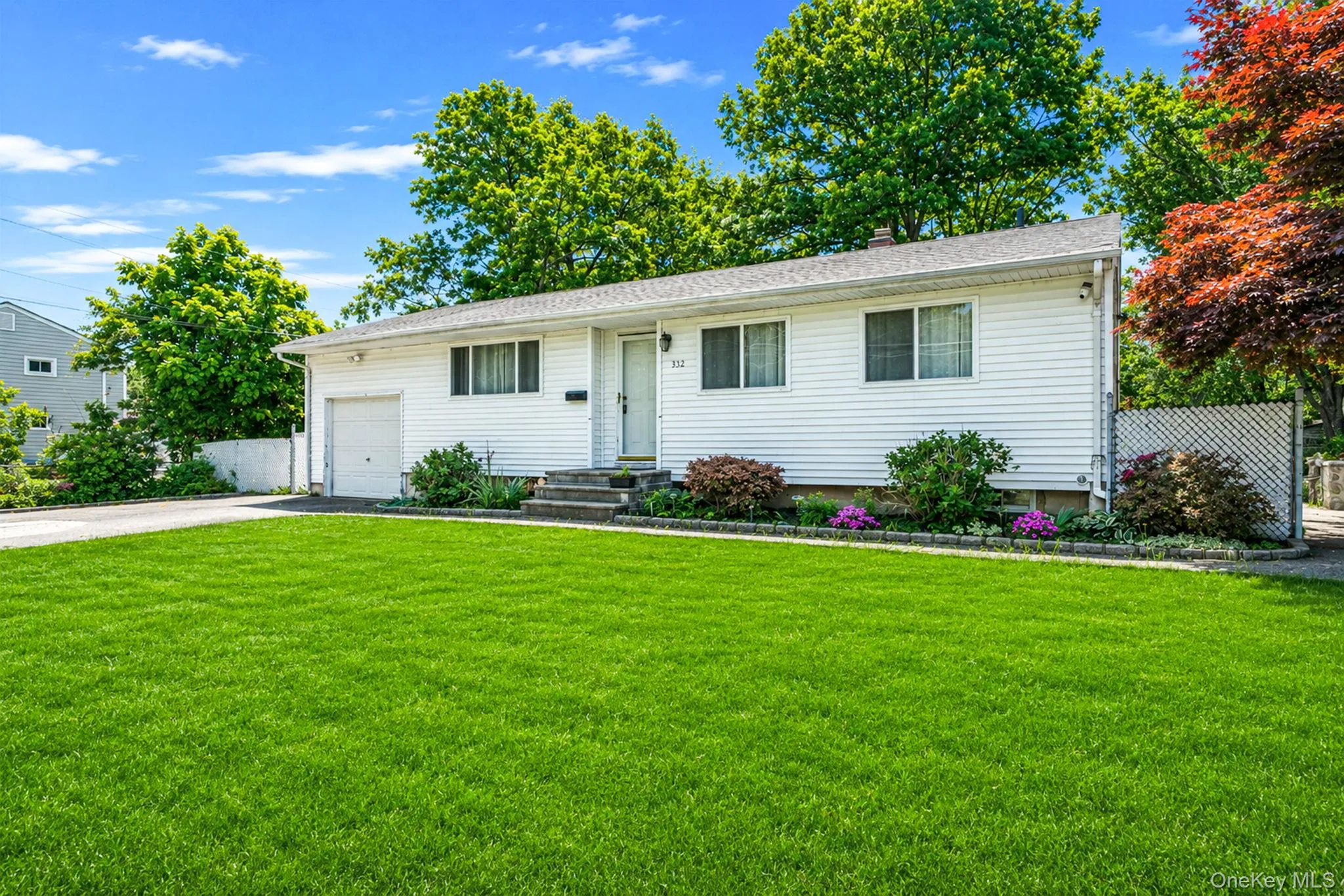 332 Delaware Avenue, Islip, NY, 3 Bedrooms Bedrooms, 8 Rooms Rooms,1 BathroomBathrooms,Residential,For Rent,Delaware,0,1008008 332 Delaware Avenue, Islip, NY, 3 Bedrooms Bedrooms, 8 Rooms Rooms,1 BathroomBathrooms,Residential,For Rent,Delaware,0,1008008