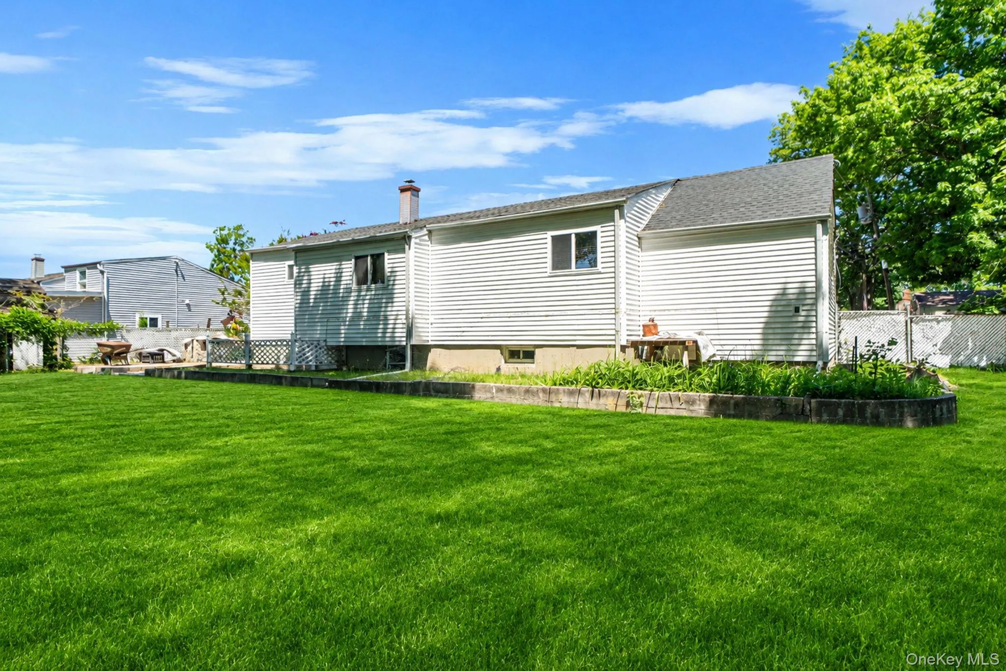332 Delaware Avenue, Islip, NY, 3 Bedrooms Bedrooms, 8 Rooms Rooms,1 BathroomBathrooms,Residential,For Rent,Delaware,0,1008008 332 Delaware Avenue, Islip, NY, 3 Bedrooms Bedrooms, 8 Rooms Rooms,1 BathroomBathrooms,Residential,For Rent,Delaware,0,1008008