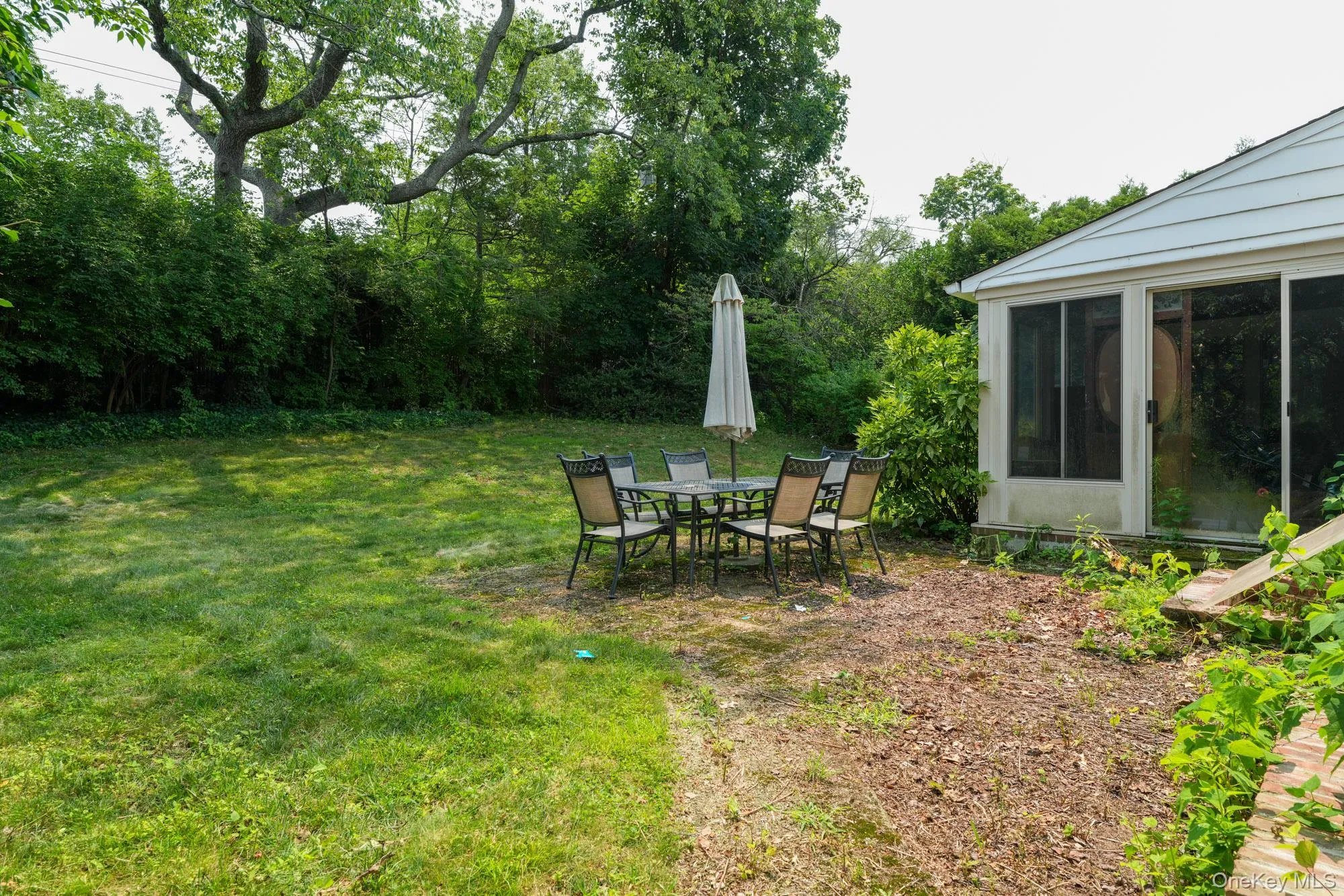 10 Ridge Road, North Hempstead, NY, 3 Bedrooms Bedrooms, 7 Rooms Rooms,1 BathroomBathrooms,Residential Lease,For Rent,Ridge,0,1008011 10 Ridge Road, North Hempstead, NY, 3 Bedrooms Bedrooms, 7 Rooms Rooms,1 BathroomBathrooms,Residential Lease,For Rent,Ridge,0,1008011