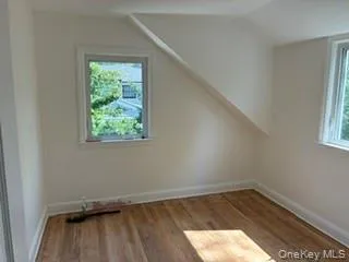 10 Ridge Road, North Hempstead, NY, 3 Bedrooms Bedrooms, 7 Rooms Rooms,1 BathroomBathrooms,Residential Lease,For Rent,Ridge,0,1008011 10 Ridge Road, North Hempstead, NY, 3 Bedrooms Bedrooms, 7 Rooms Rooms,1 BathroomBathrooms,Residential Lease,For Rent,Ridge,0,1008011