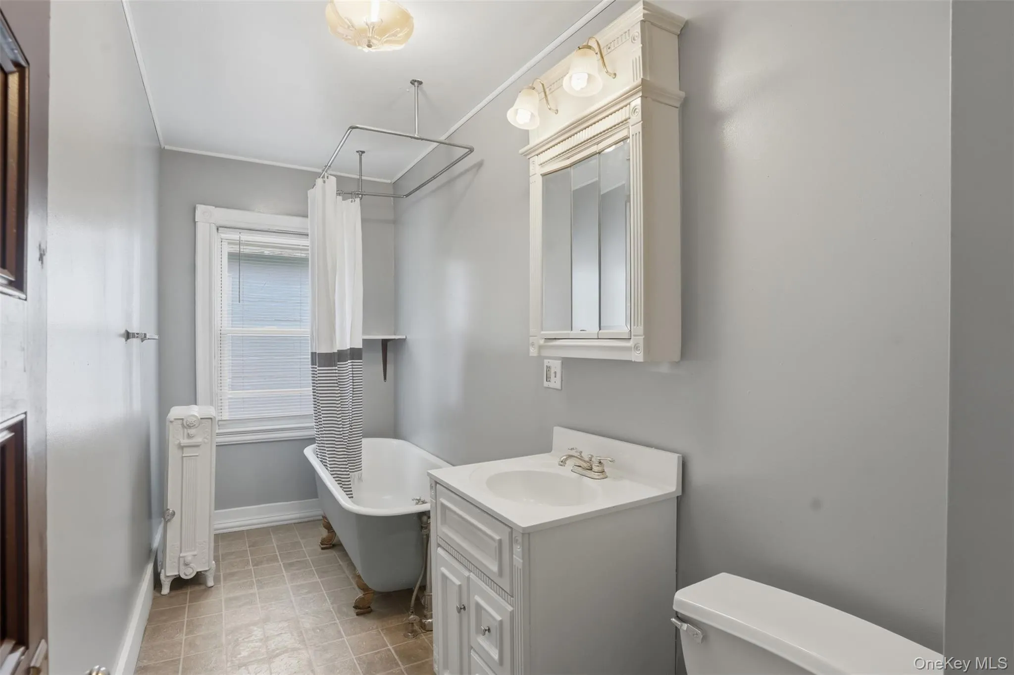 8 Sullivan Avenue, Port Jervis, NY, 4 Bedrooms Bedrooms, 8 Rooms Rooms,2 BathroomsBathrooms,Residential,For Rent,Sullivan,0,1008014 8 Sullivan Avenue, Port Jervis, NY, 4 Bedrooms Bedrooms, 8 Rooms Rooms,2 BathroomsBathrooms,Residential,For Rent,Sullivan,0,1008014