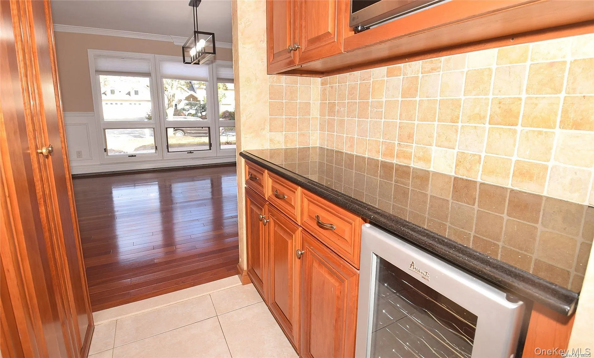 27 Jill Drive, Huntington, NY, 5 Bedrooms Bedrooms, 9 Rooms Rooms,2 BathroomsBathrooms,Residential Lease,For Rent,Jill,0,1008015 27 Jill Drive, Huntington, NY, 5 Bedrooms Bedrooms, 9 Rooms Rooms,2 BathroomsBathrooms,Residential Lease,For Rent,Jill,0,1008015