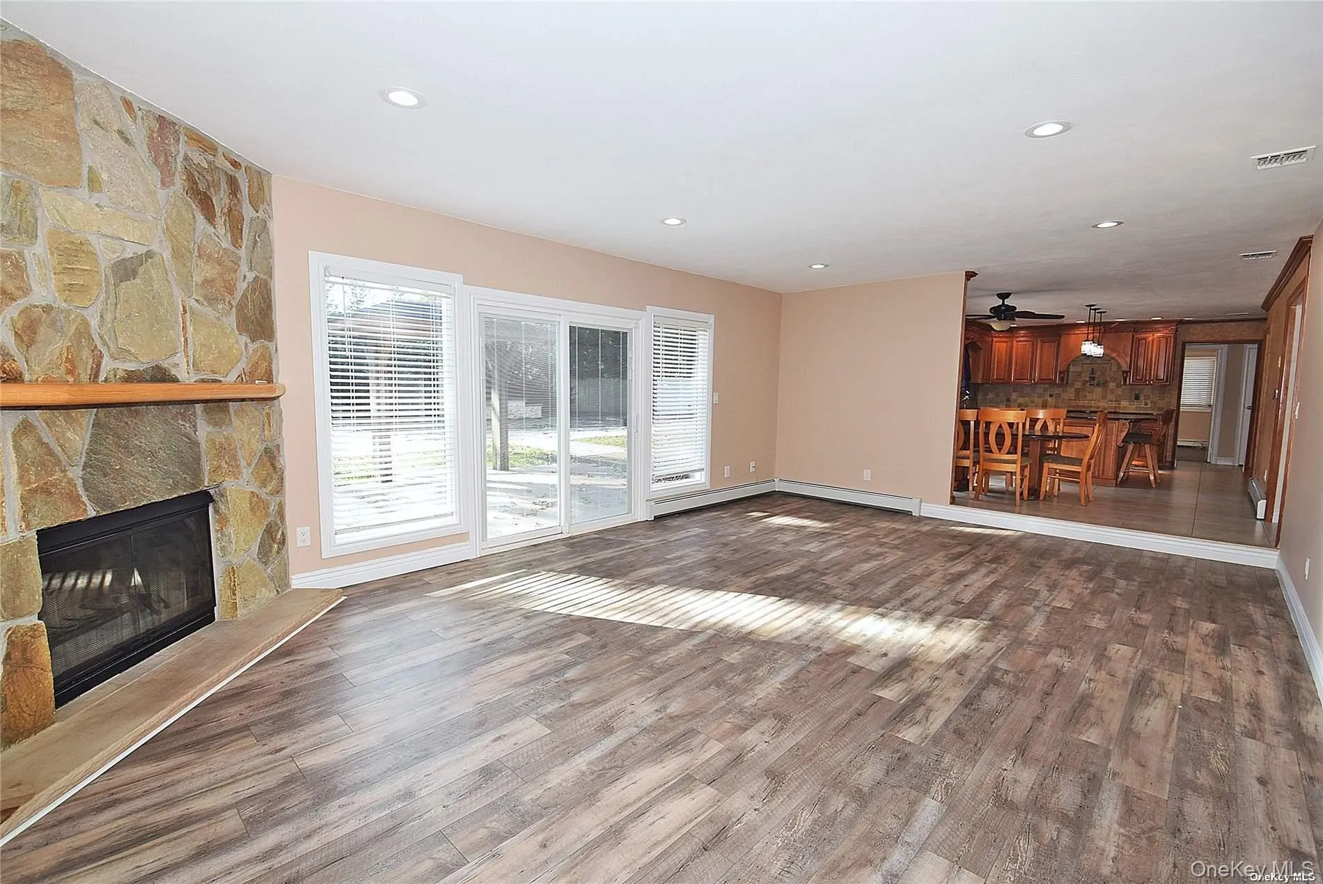 27 Jill Drive, Huntington, NY, 5 Bedrooms Bedrooms, 9 Rooms Rooms,2 BathroomsBathrooms,Residential Lease,For Rent,Jill,0,1008015 27 Jill Drive, Huntington, NY, 5 Bedrooms Bedrooms, 9 Rooms Rooms,2 BathroomsBathrooms,Residential Lease,For Rent,Jill,0,1008015