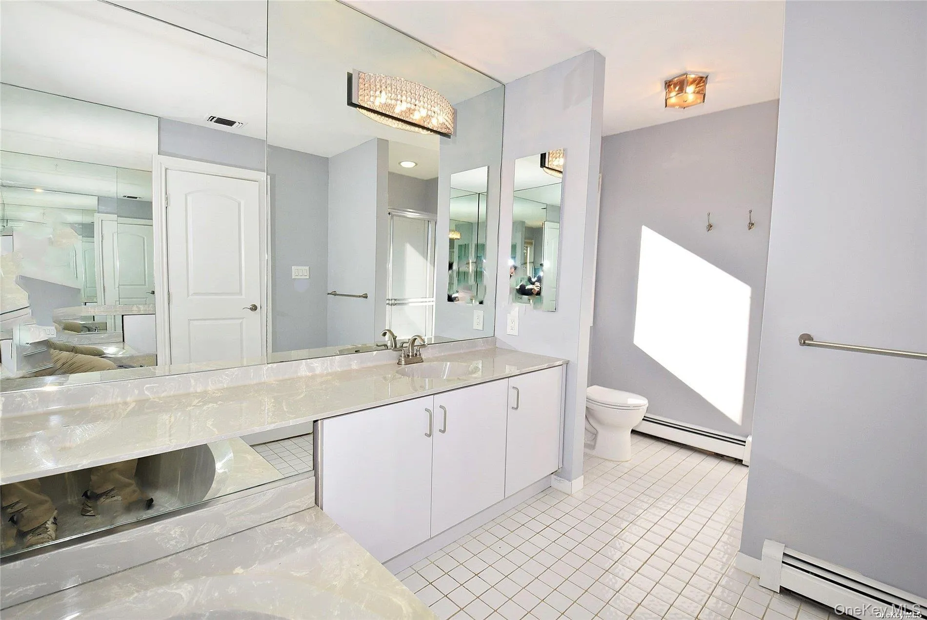 27 Jill Drive, Huntington, NY, 5 Bedrooms Bedrooms, 9 Rooms Rooms,2 BathroomsBathrooms,Residential Lease,For Rent,Jill,0,1008015 27 Jill Drive, Huntington, NY, 5 Bedrooms Bedrooms, 9 Rooms Rooms,2 BathroomsBathrooms,Residential Lease,For Rent,Jill,0,1008015