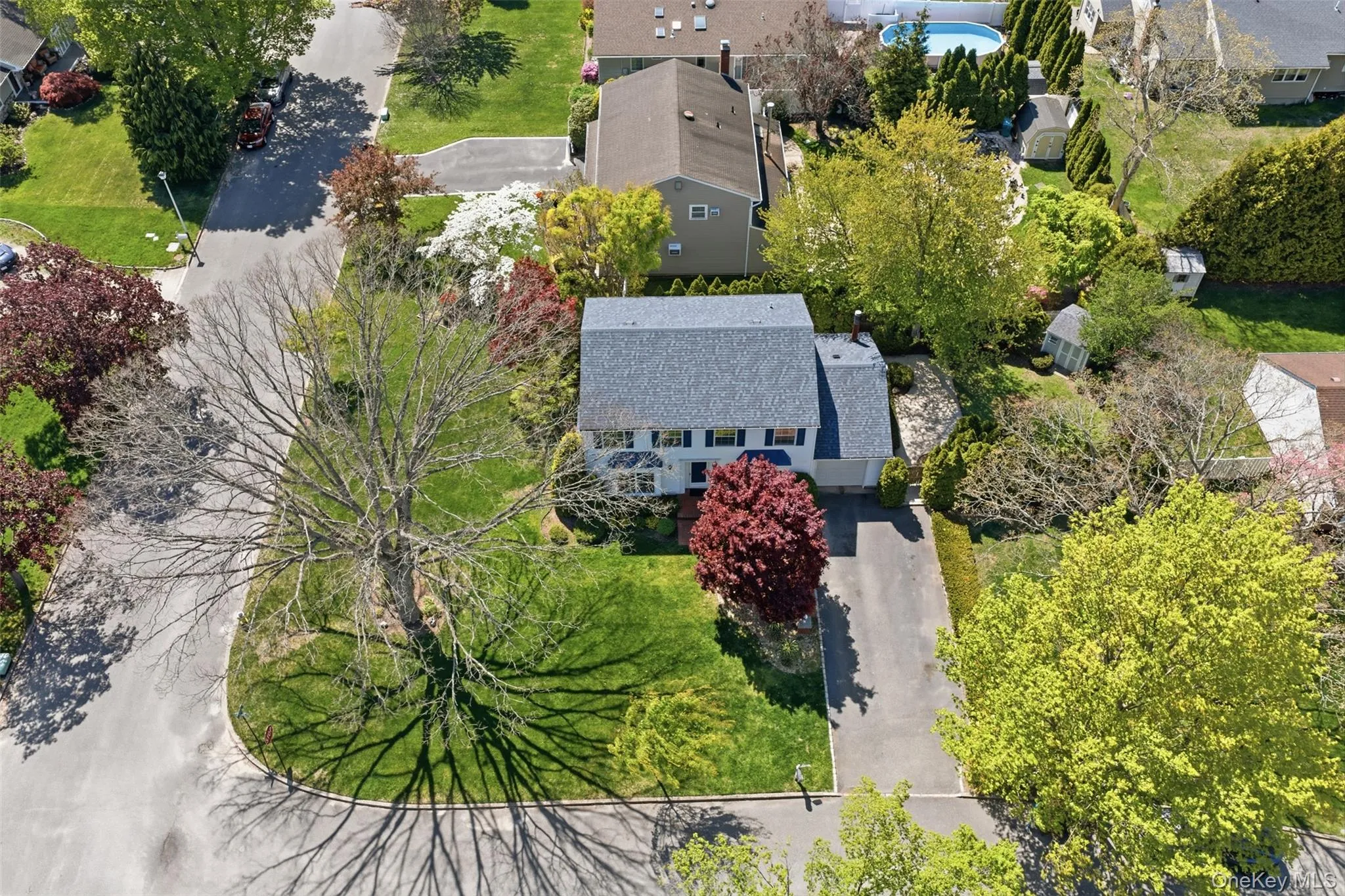 2 Barrett Court, Smithtown, NY, 4 Bedrooms Bedrooms, 8 Rooms Rooms,2 BathroomsBathrooms,Residential,For Rent,Barrett,0,1008019 2 Barrett Court, Smithtown, NY, 4 Bedrooms Bedrooms, 8 Rooms Rooms,2 BathroomsBathrooms,Residential,For Rent,Barrett,0,1008019