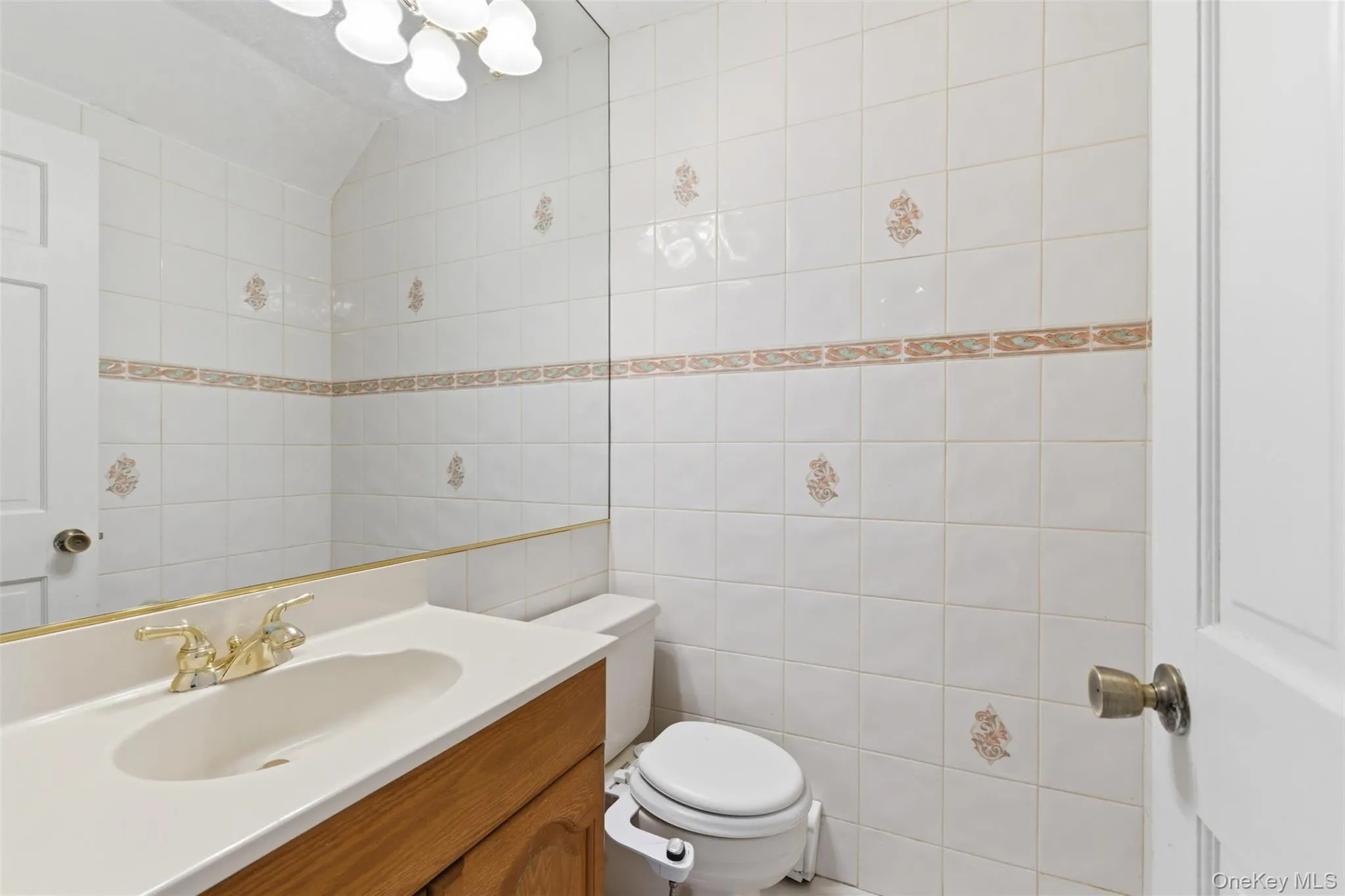 2 Barrett Court, Smithtown, NY, 4 Bedrooms Bedrooms, 8 Rooms Rooms,2 BathroomsBathrooms,Residential,For Rent,Barrett,0,1008019 2 Barrett Court, Smithtown, NY, 4 Bedrooms Bedrooms, 8 Rooms Rooms,2 BathroomsBathrooms,Residential,For Rent,Barrett,0,1008019
