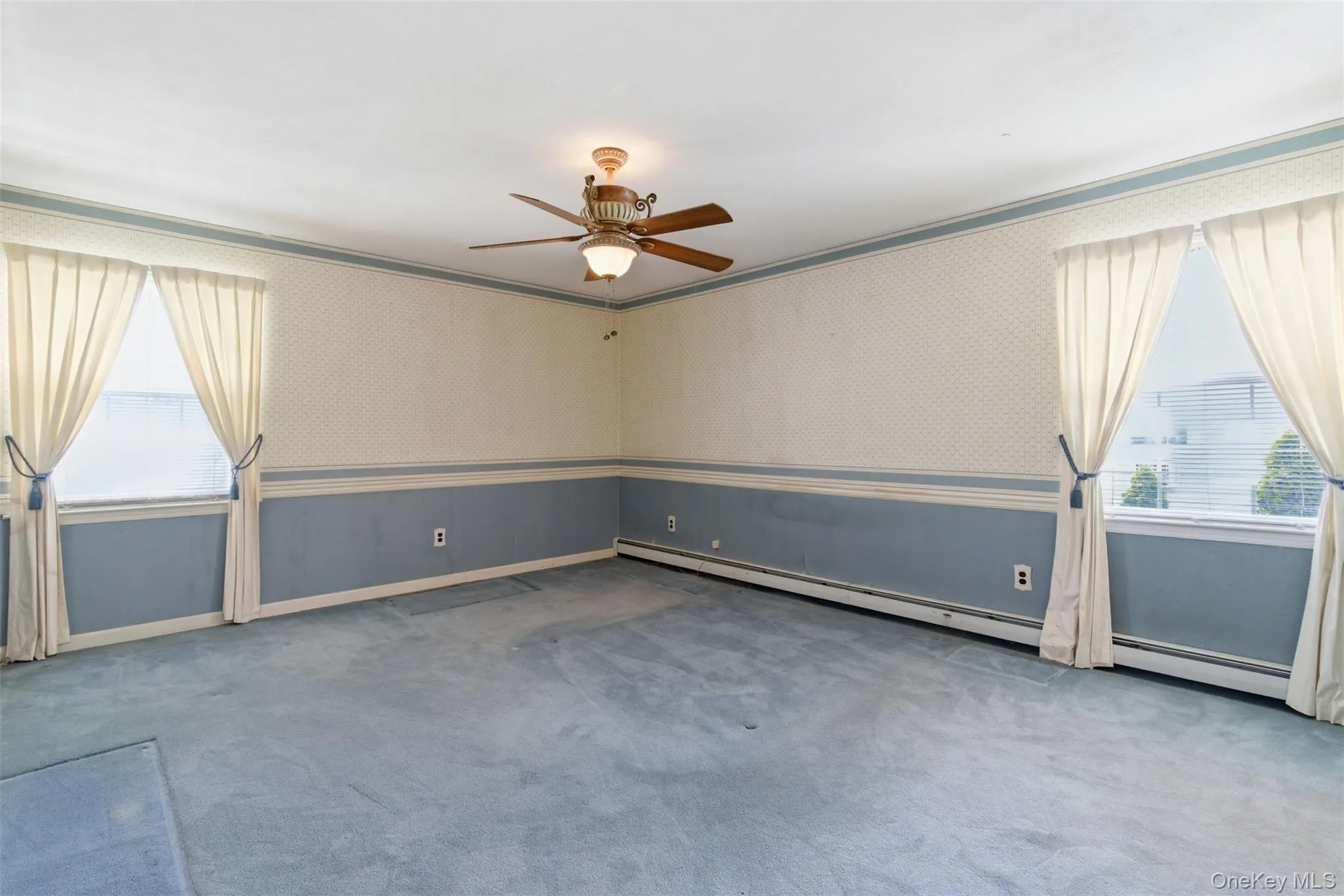 2 Barrett Court, Smithtown, NY, 4 Bedrooms Bedrooms, 8 Rooms Rooms,2 BathroomsBathrooms,Residential,For Rent,Barrett,0,1008019 2 Barrett Court, Smithtown, NY, 4 Bedrooms Bedrooms, 8 Rooms Rooms,2 BathroomsBathrooms,Residential,For Rent,Barrett,0,1008019