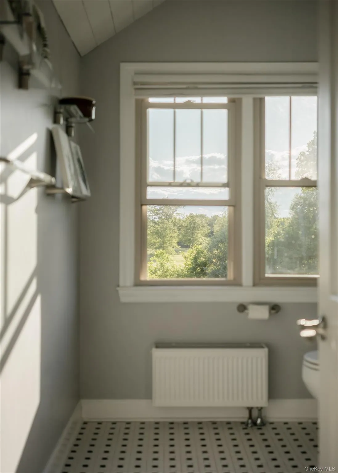 4989 Route 9G, Red Hook, NY, 5 Bedrooms Bedrooms, 11 Rooms Rooms,3 BathroomsBathrooms,Residential,For Rent,Route 9G,0,KEY1008022 4989 Route 9G, Red Hook, NY, 5 Bedrooms Bedrooms, 11 Rooms Rooms,3 BathroomsBathrooms,Residential,For Rent,Route 9G,0,KEY1008022