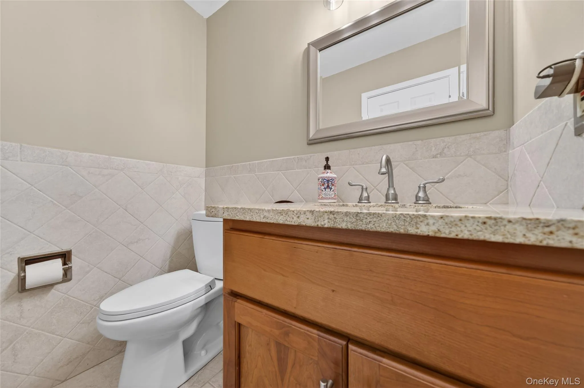 22 Hampton Place, Cornwall, NY, 4 Bedrooms Bedrooms, 9 Rooms Rooms,2 BathroomsBathrooms,Residential,For Rent,Hampton,0,1008023 22 Hampton Place, Cornwall, NY, 4 Bedrooms Bedrooms, 9 Rooms Rooms,2 BathroomsBathrooms,Residential,For Rent,Hampton,0,1008023