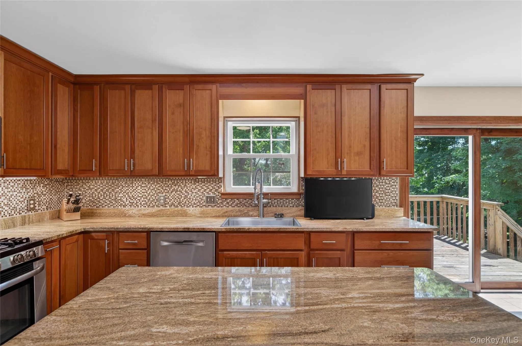 22 Hampton Place, Cornwall, NY, 4 Bedrooms Bedrooms, 9 Rooms Rooms,2 BathroomsBathrooms,Residential,For Rent,Hampton,0,1008023 22 Hampton Place, Cornwall, NY, 4 Bedrooms Bedrooms, 9 Rooms Rooms,2 BathroomsBathrooms,Residential,For Rent,Hampton,0,1008023